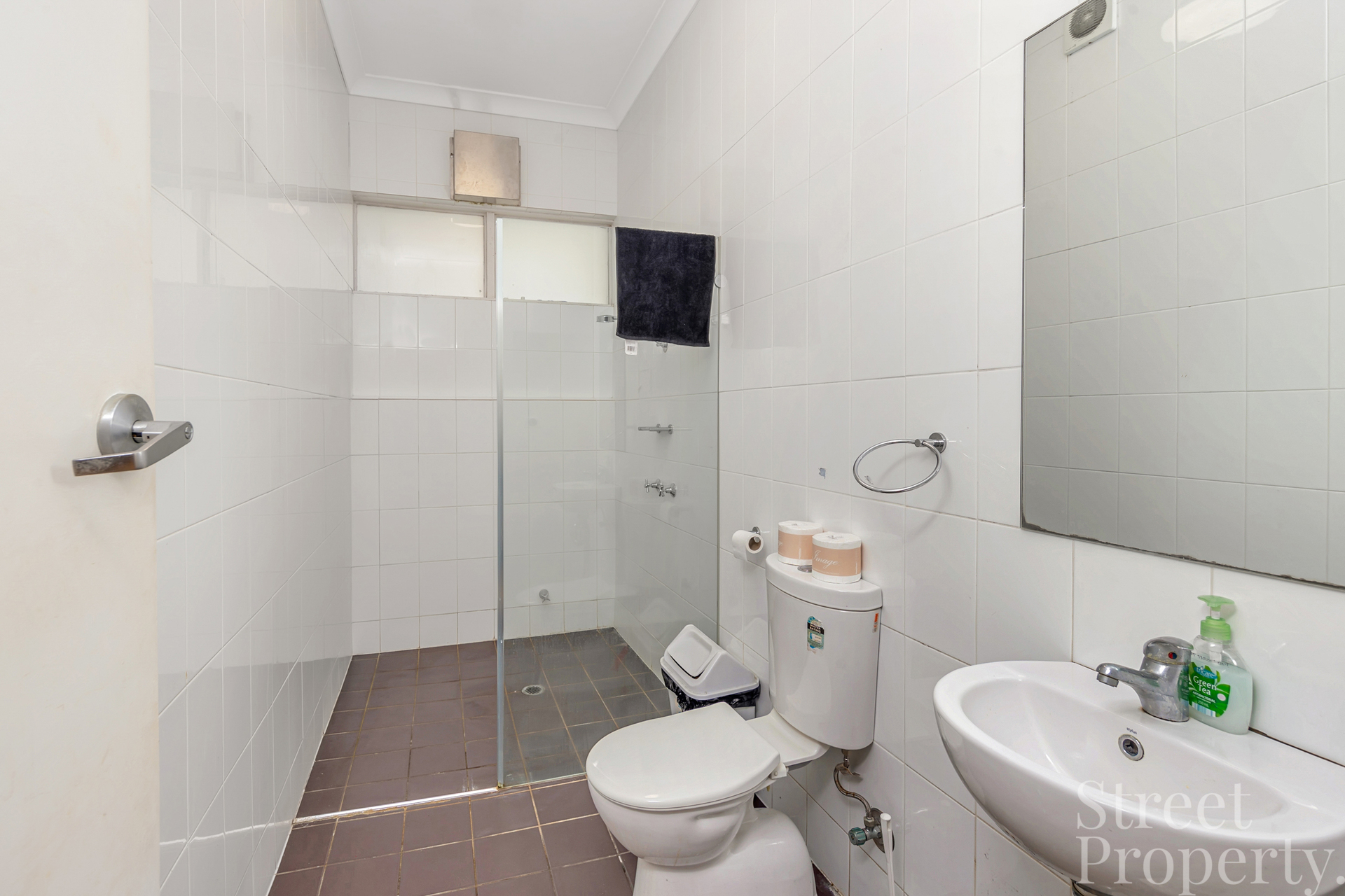 25-bedroom house at 24 Samdon Street, Hamilton, NSW 2303, Newcastle, New South Wales