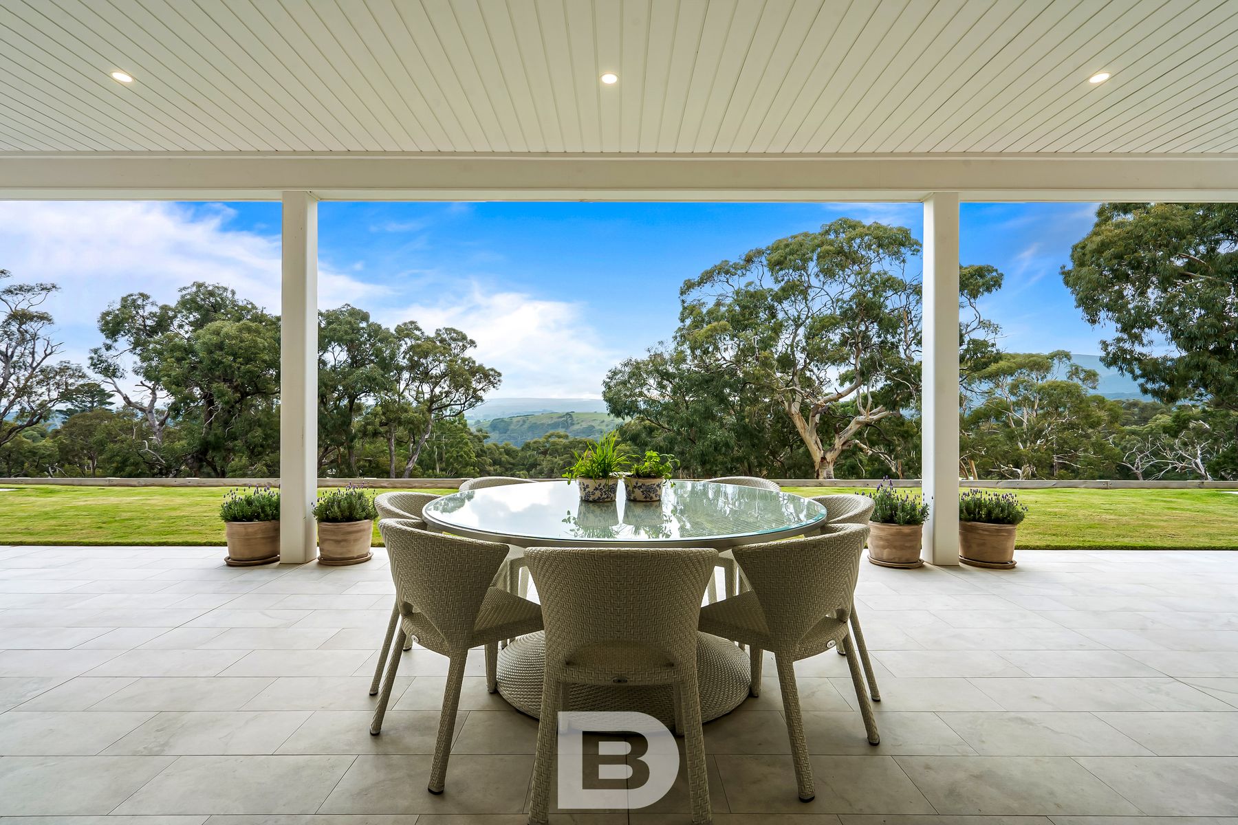 13 COORAMINTA CRESCENT, New Gisborne VIC 3438 - Image 9