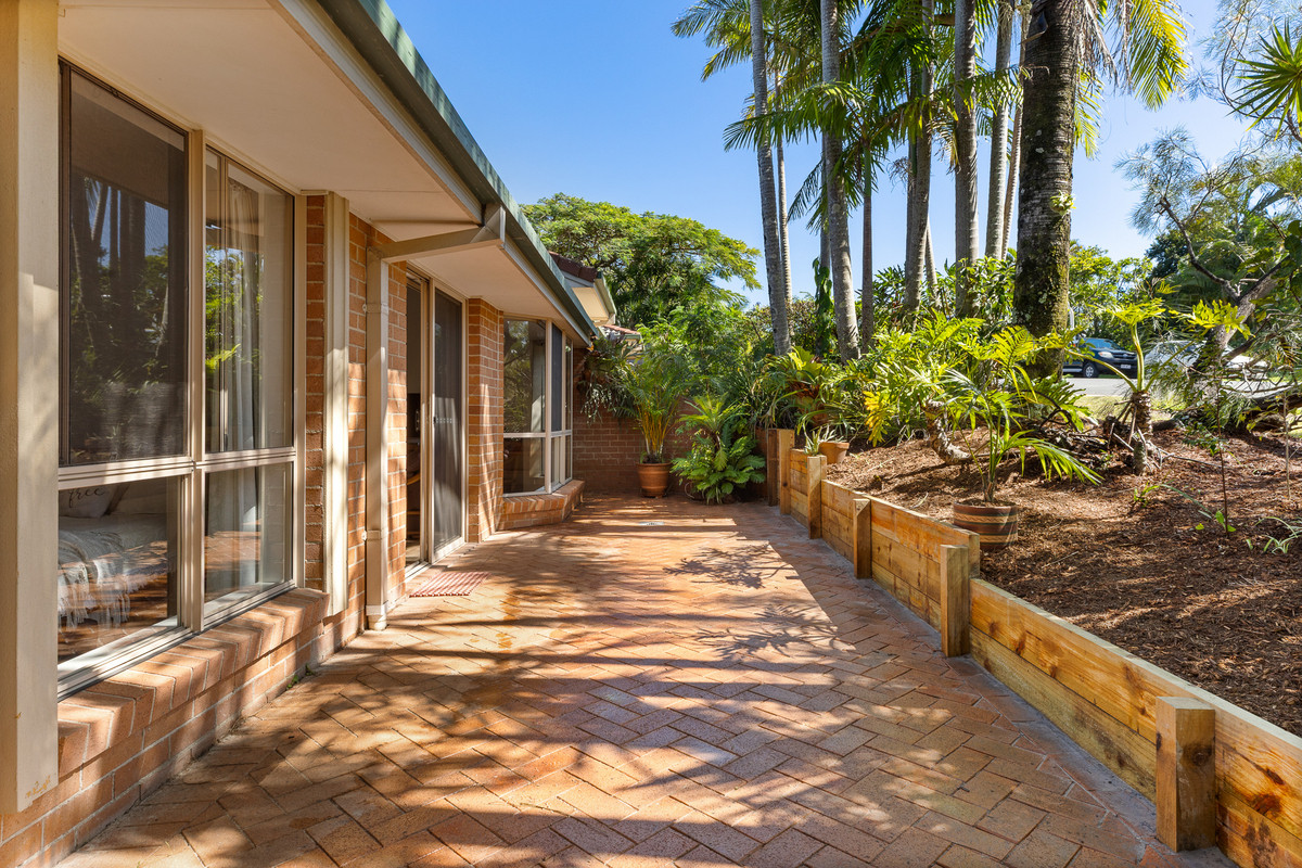 3-bedroom unit at 1/2 Hazelwood Close, Suffolk Park, NSW 2481, Byron, New South Wales