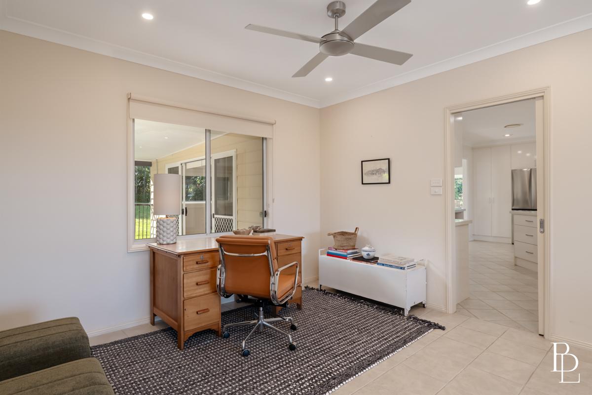 5-bedroom house at 6 ALLAWAH PLACE, Dunmore NSW 2529, Shellharbour, New South Wales