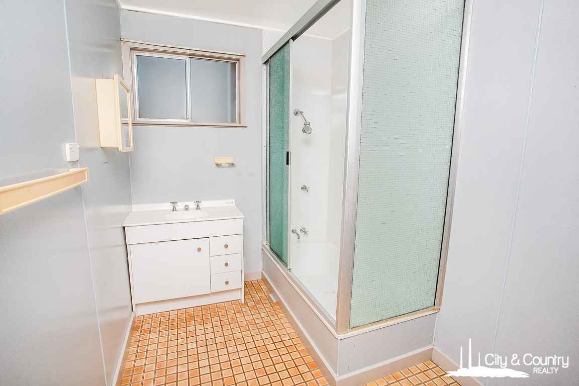 3 Fornax Street, Mount Isa, Qld, 4825 - Image 10