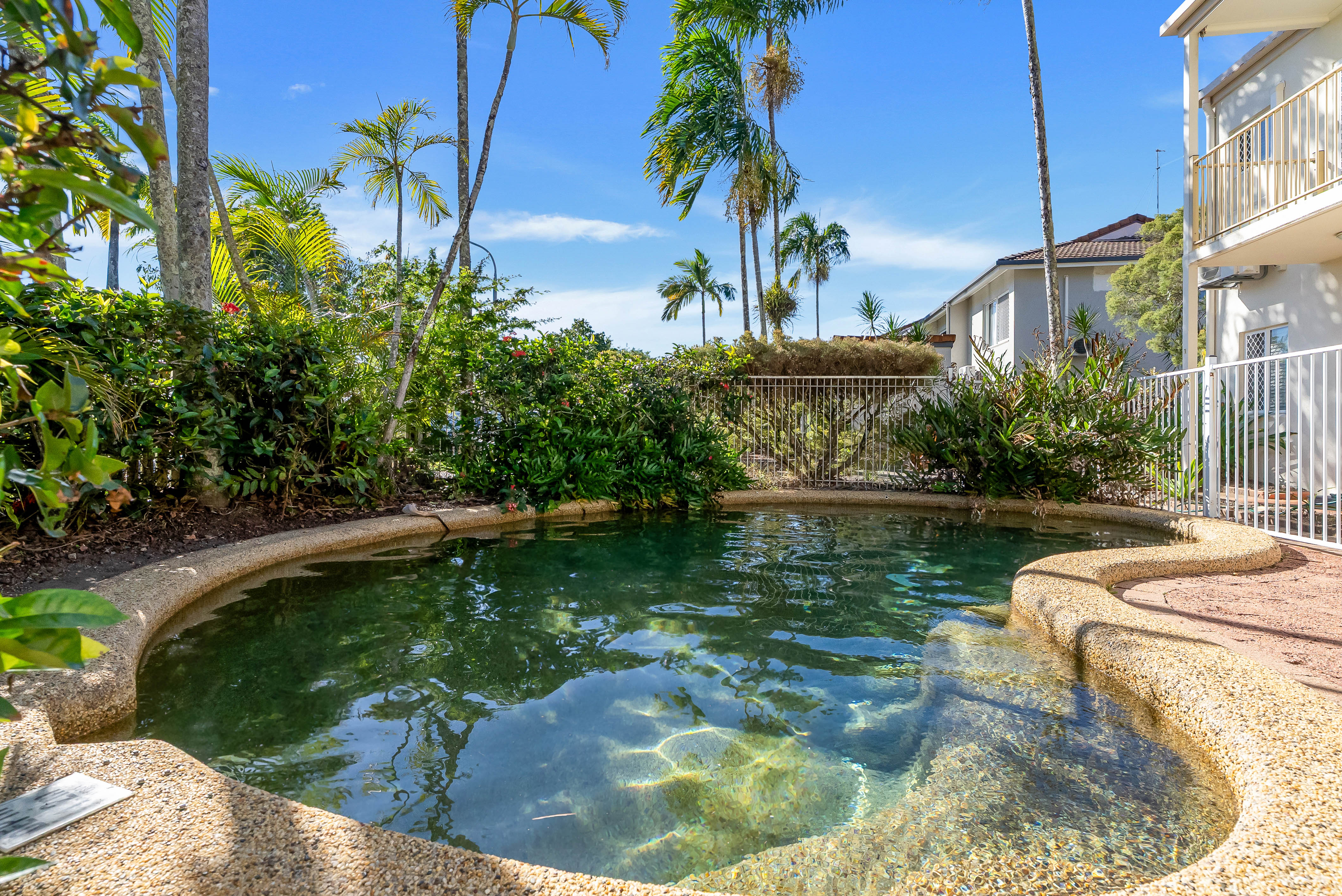 UNIT 3 VILLA VERDE 38 SPRINGFIELD CRESCENT, Manoora QLD 4870 - Image 3