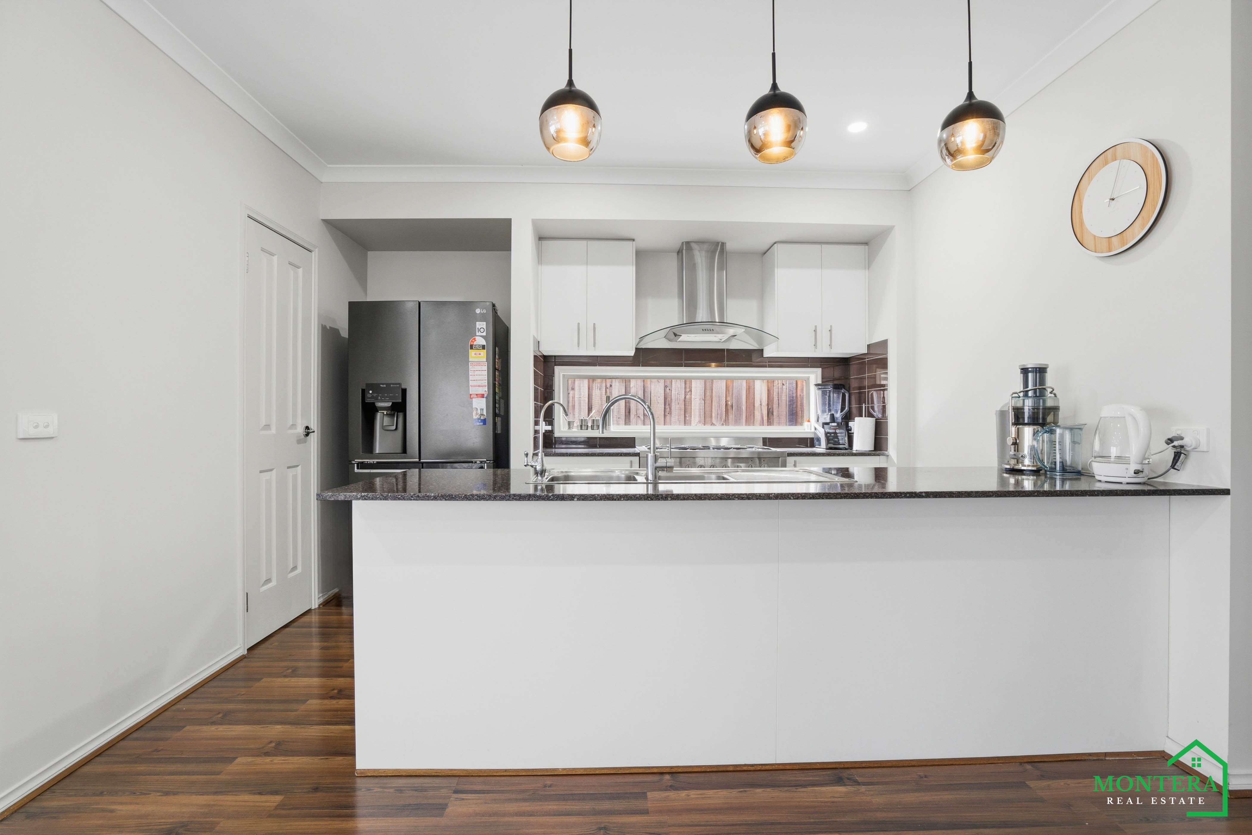 32 Silverwood Drive, Greenvale, VIC 3059 - Image 4