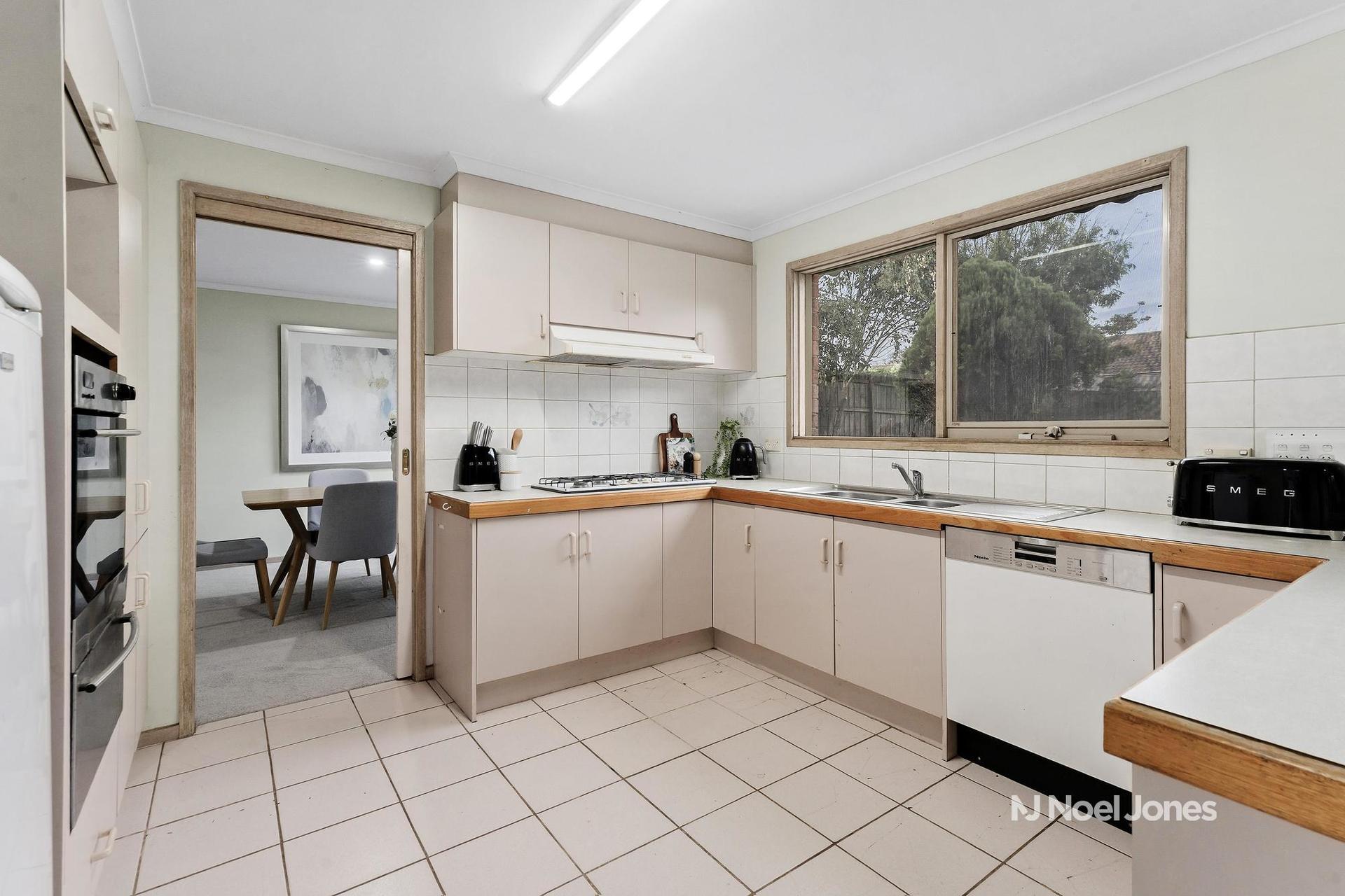 53 Lakewood Drive, Knoxfield, VIC 3180 - Image 7