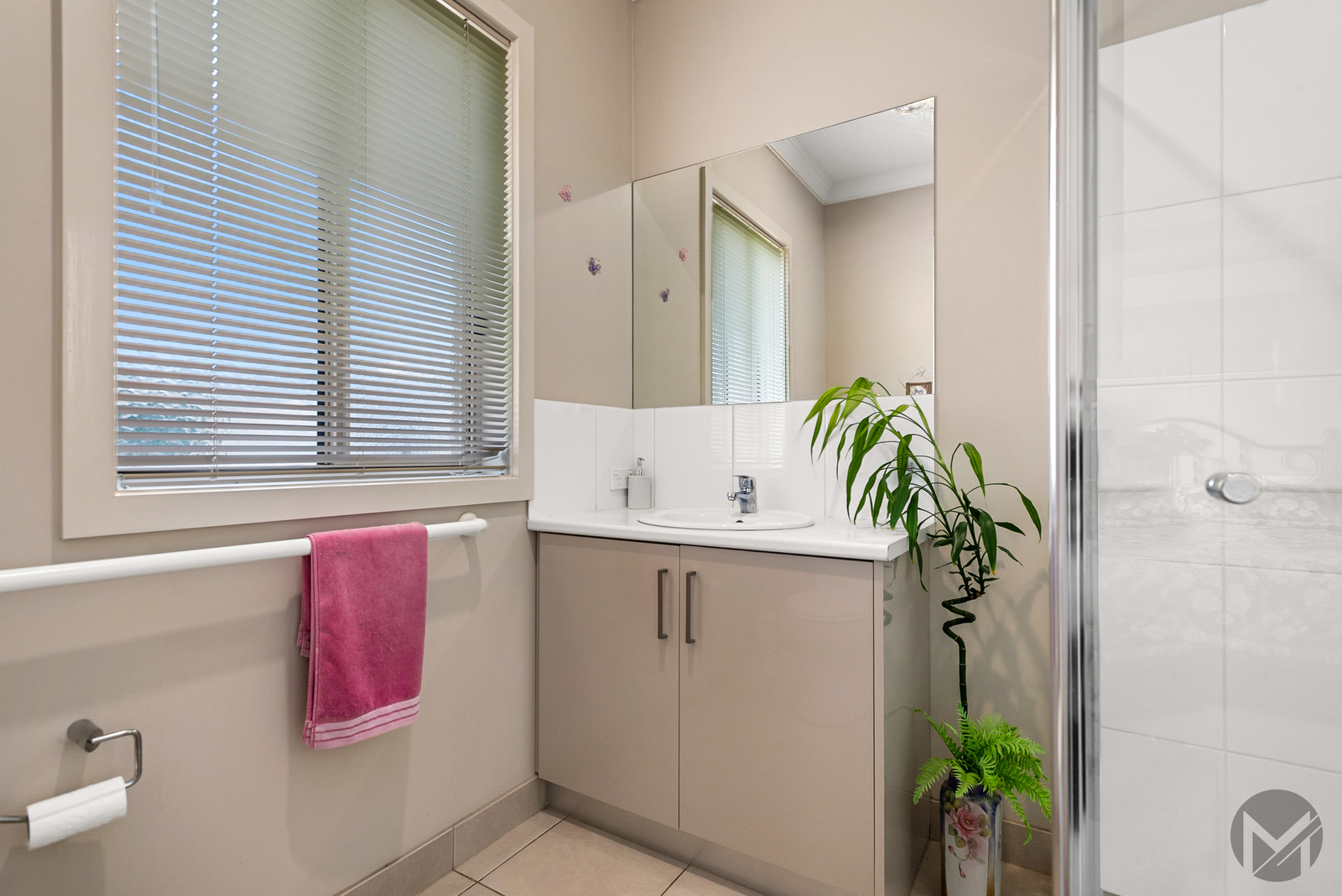 3-bedroom unit at 3/76 Barry Street, Romsey, VIC 3434, Macedon Ranges, Victoria