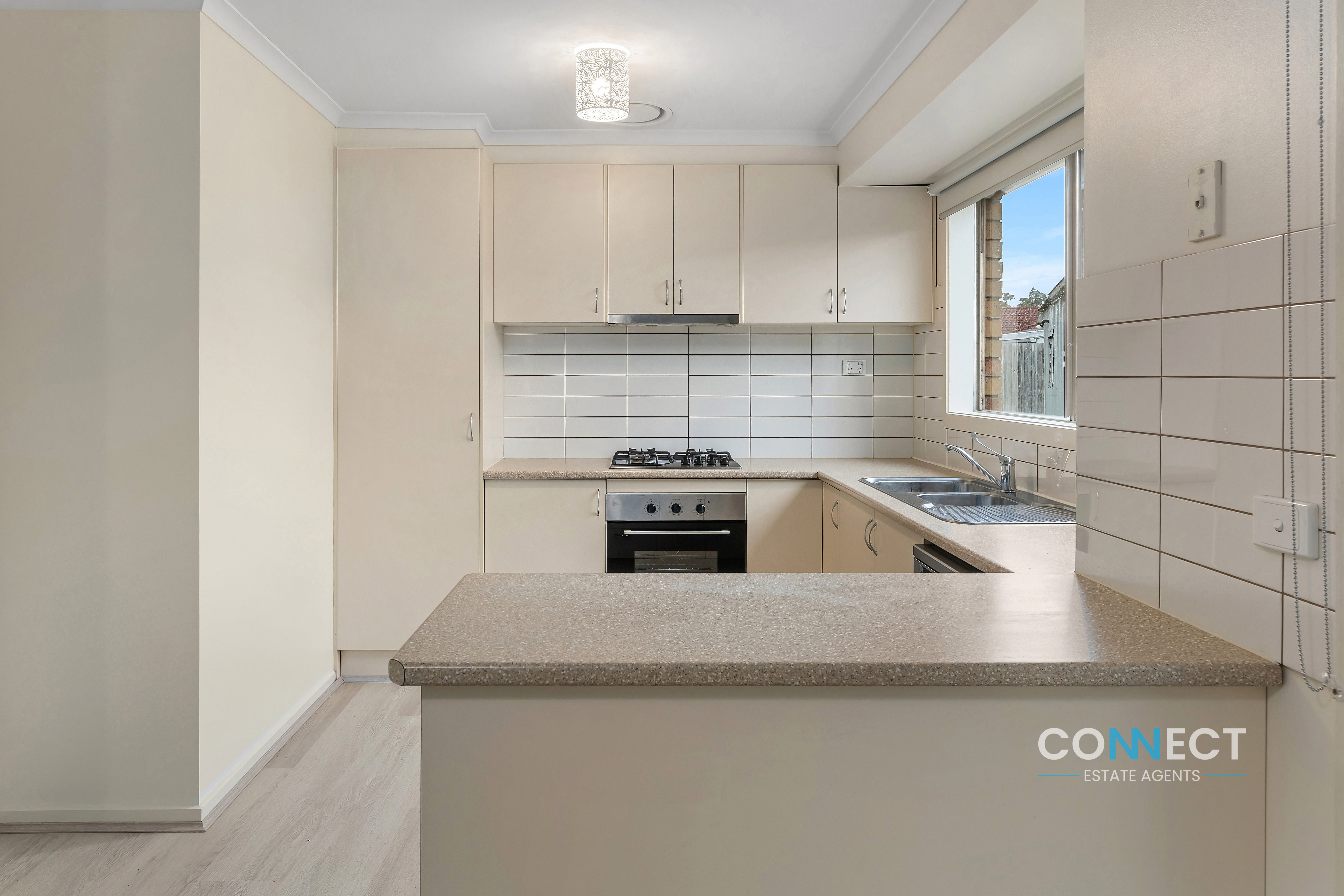 8 ROCHELLE COURT, Narre Warren South VIC 3805 - Image 3