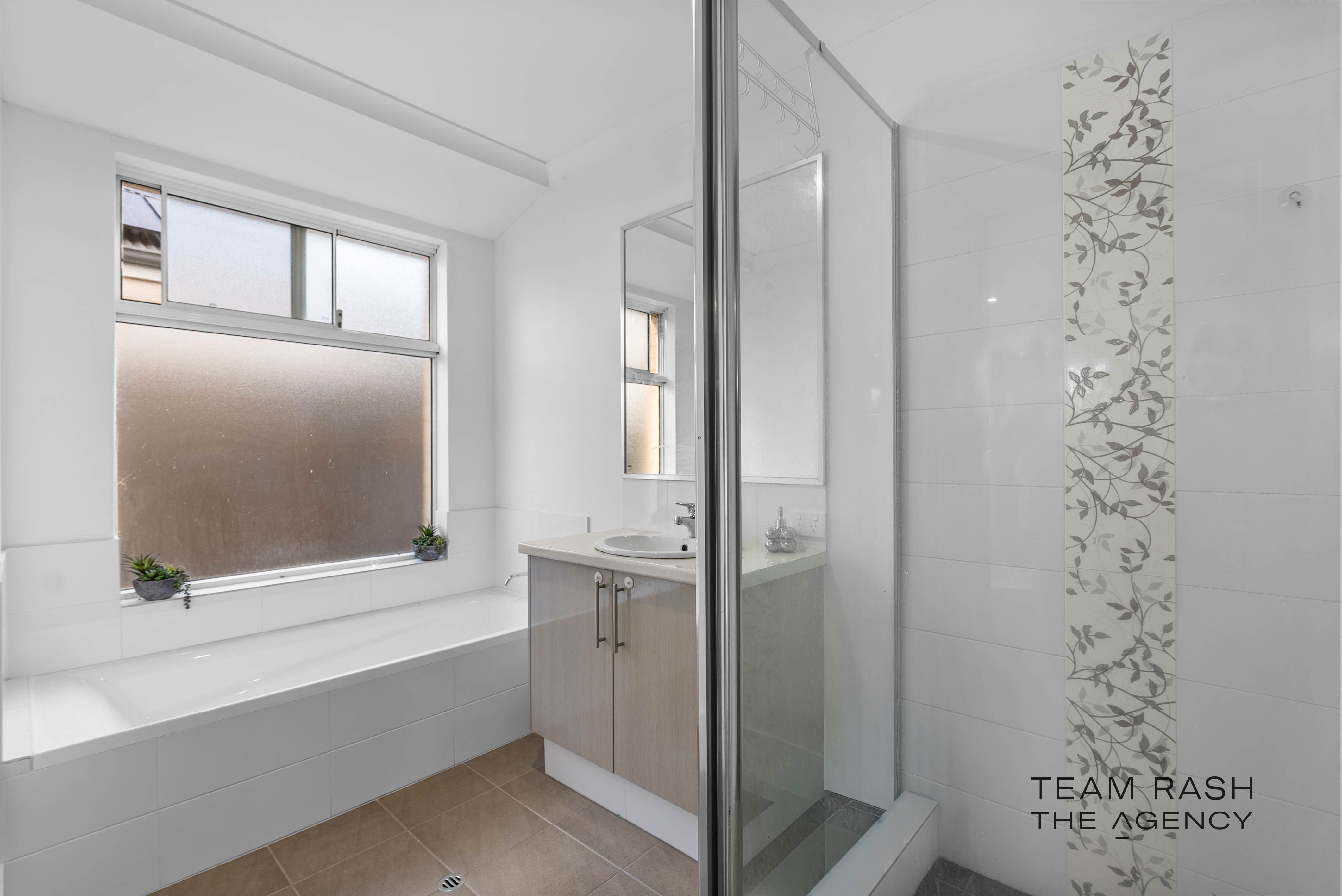 4-bedroom house at 42 SAPPHIRE CHASE, Wellard WA 6170, Kwinana, Western Australia