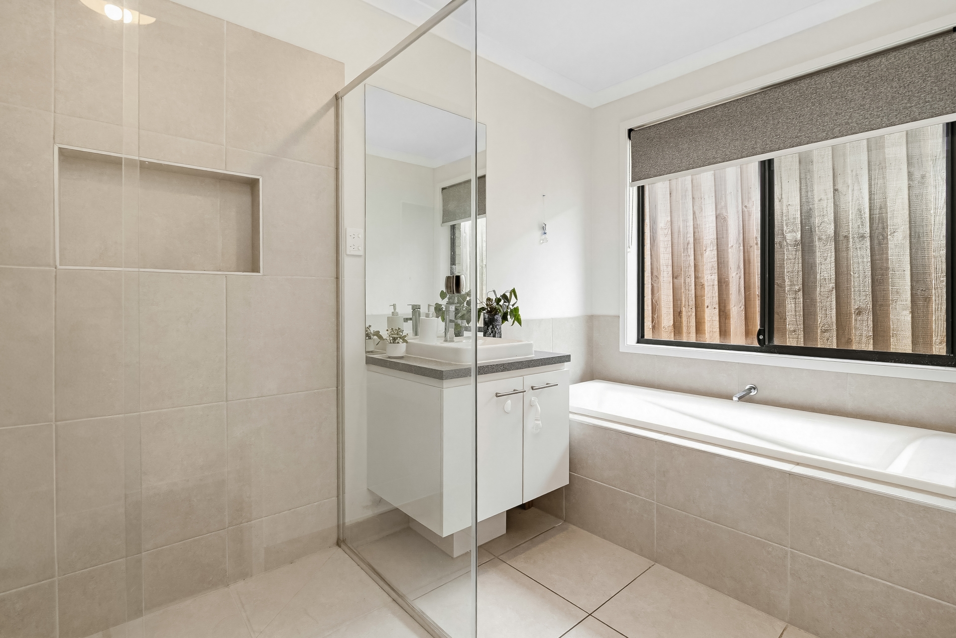 21 VIOLET LANE, Broadford VIC 3658 - Image 4