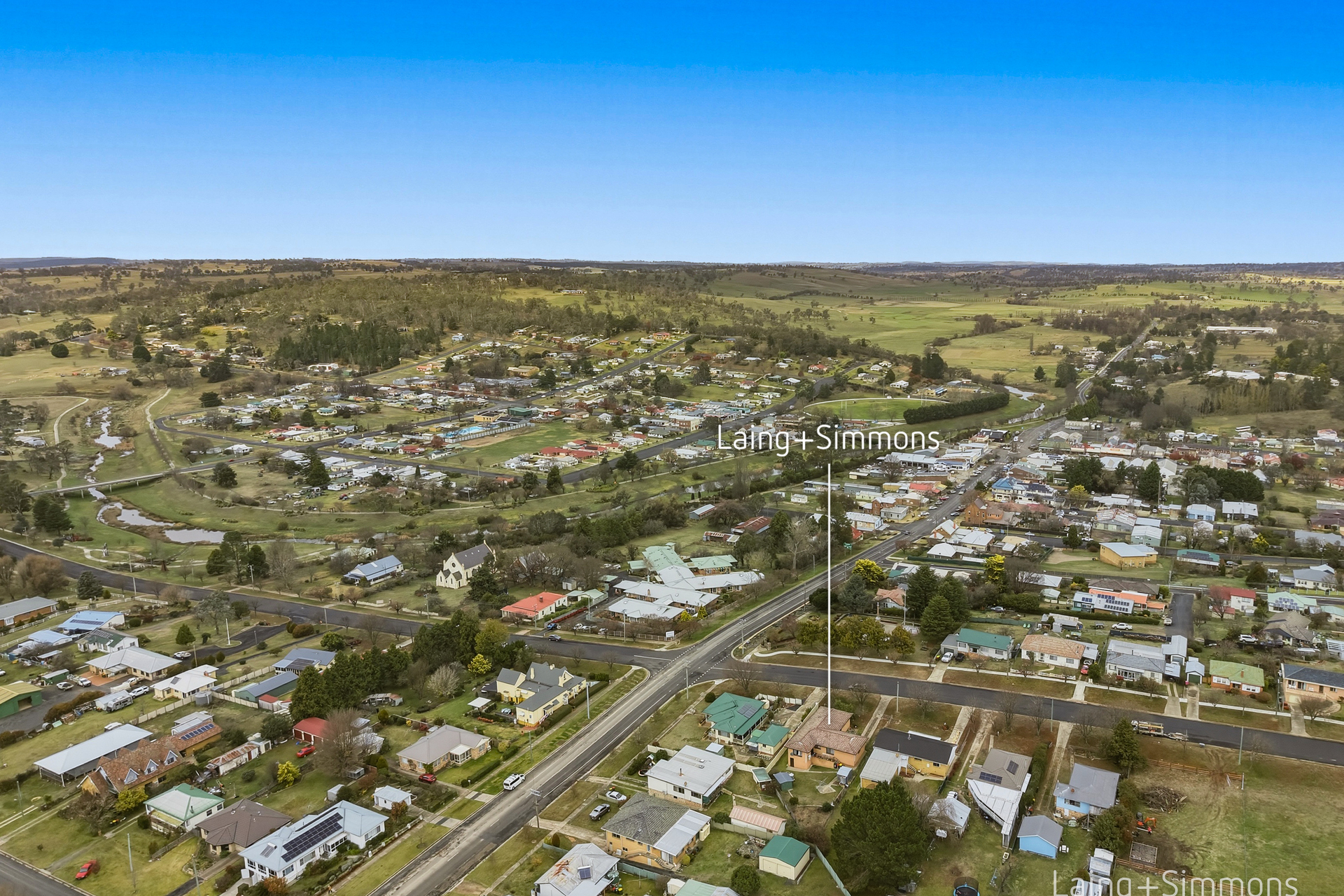 4-bedroom house at 6W Hill Street, Walcha, Nsw, 2354, Walcha, New South Wales