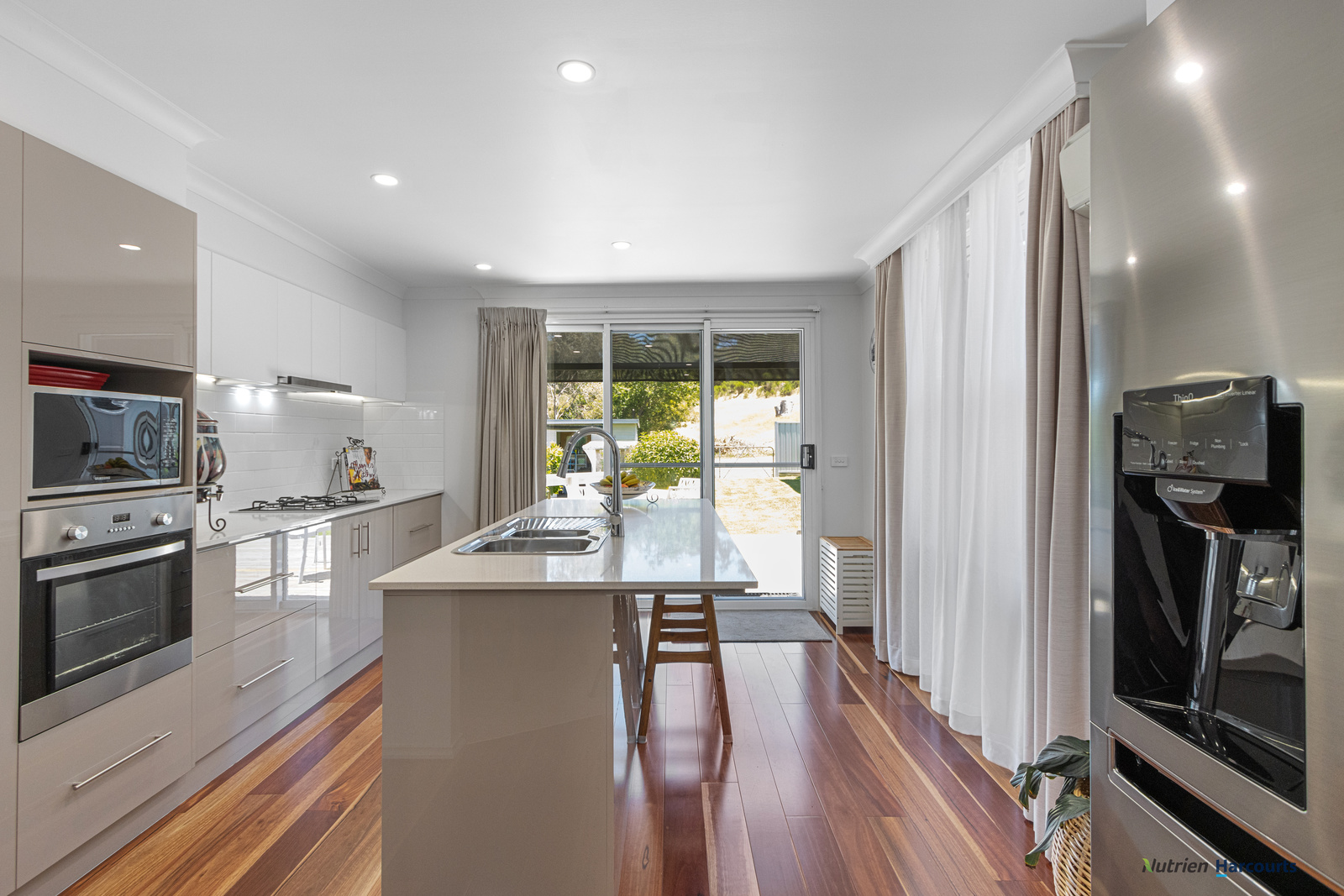 25 FIFTH STREET, Eildon VIC 3713 - Image 4