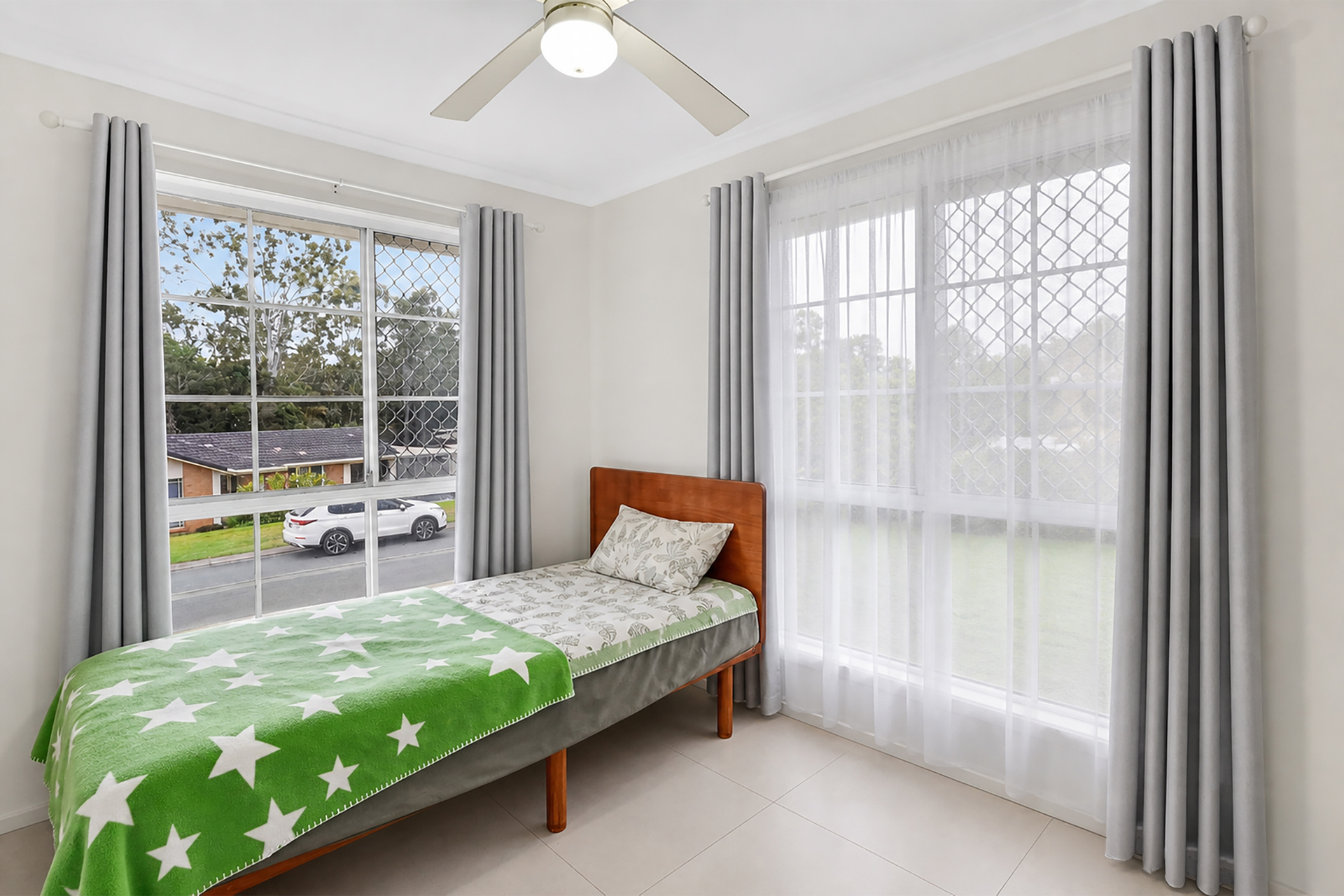 17 COPPERFIELD DRIVE, Eagleby QLD 4207 - Image 9