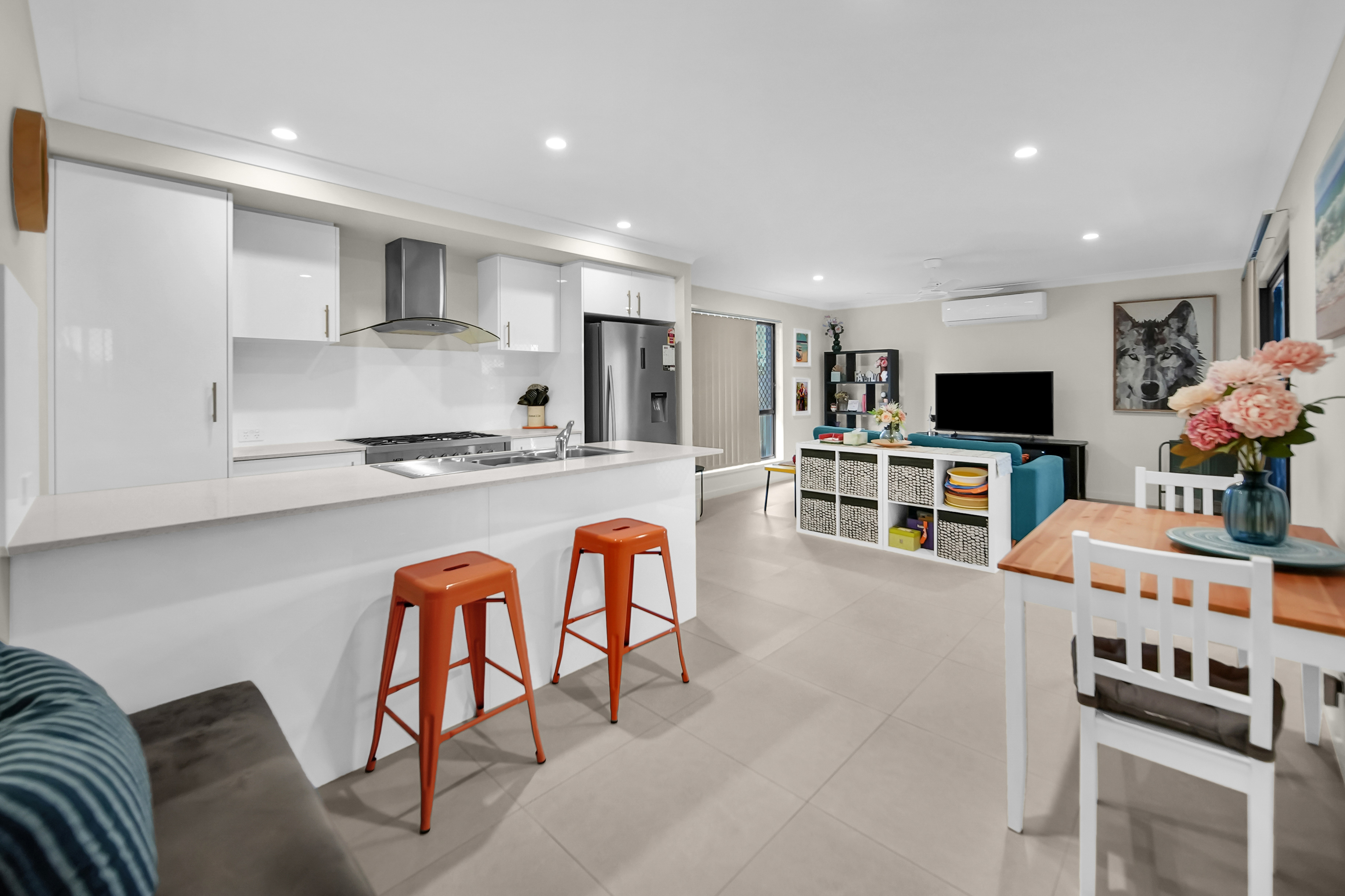 54 RHONE DRIVE, Holmview QLD 4207 - Image 4