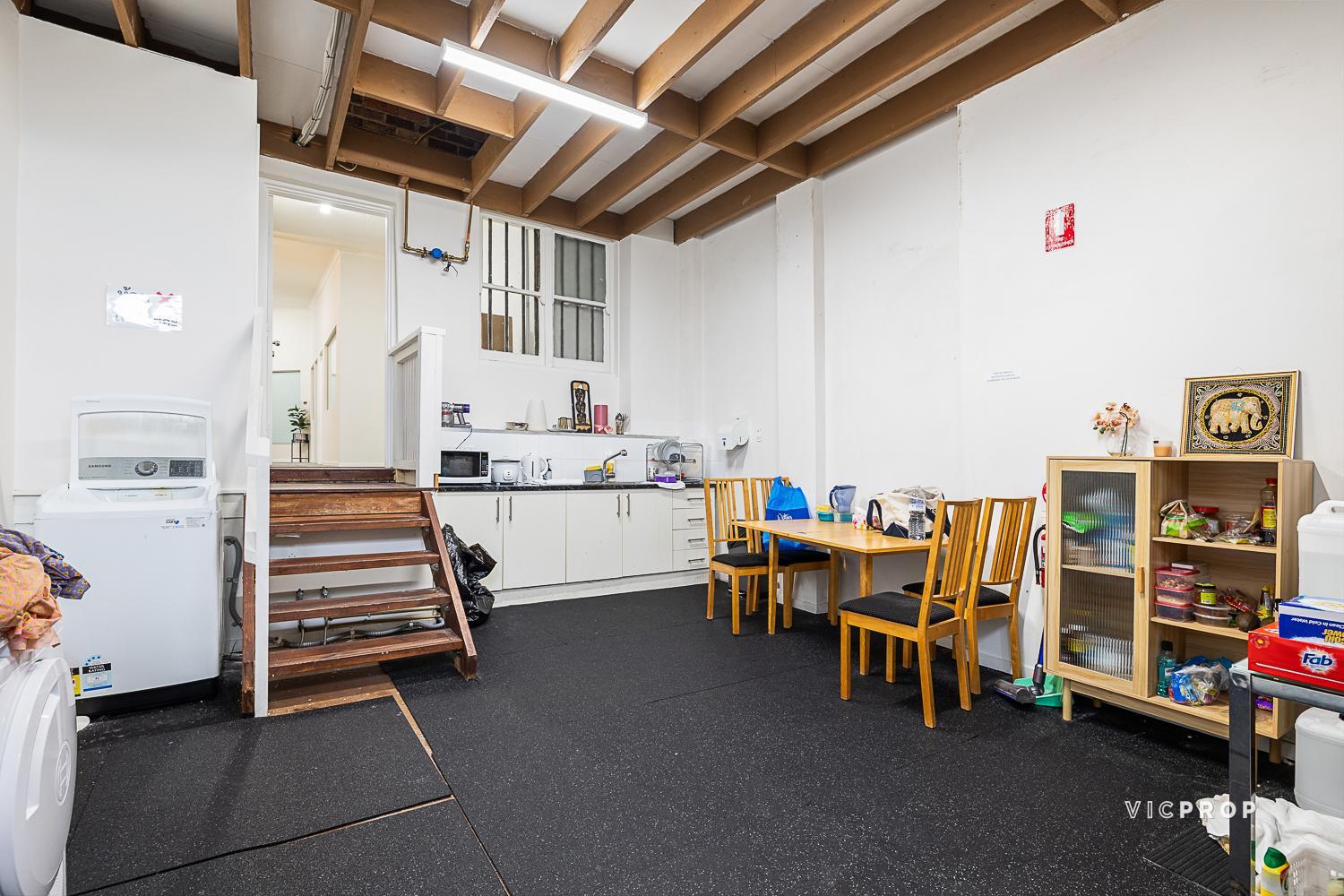 2-bedroom unit at 258 Lower Plenty Road, Rosanna, VIC 3084, Banyule, Victoria