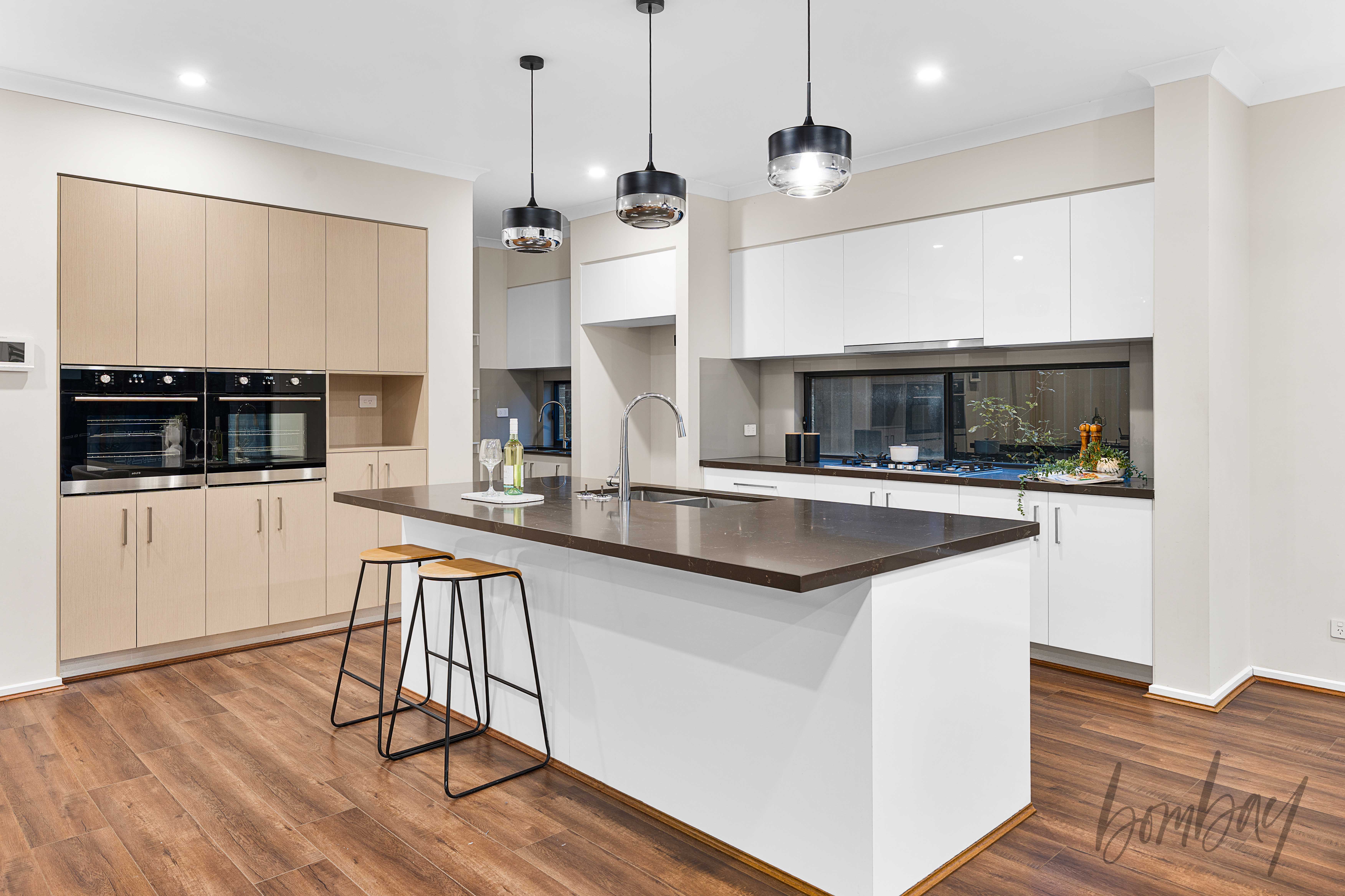 9 ROEBLING STREET, Craigieburn VIC 3064 - Image 5
