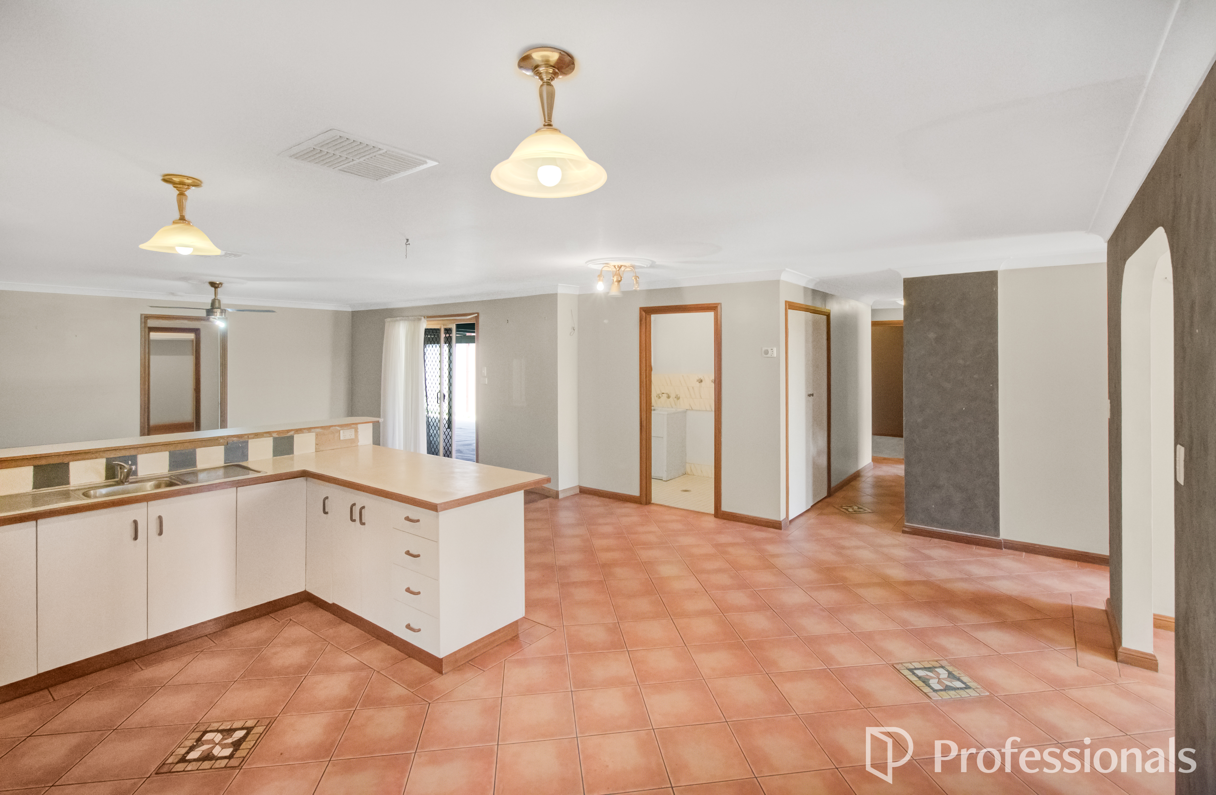 4-bedroom house at 14 Eaton Street, Ashmont, NSW 2650, Wagga Wagga, New South Wales