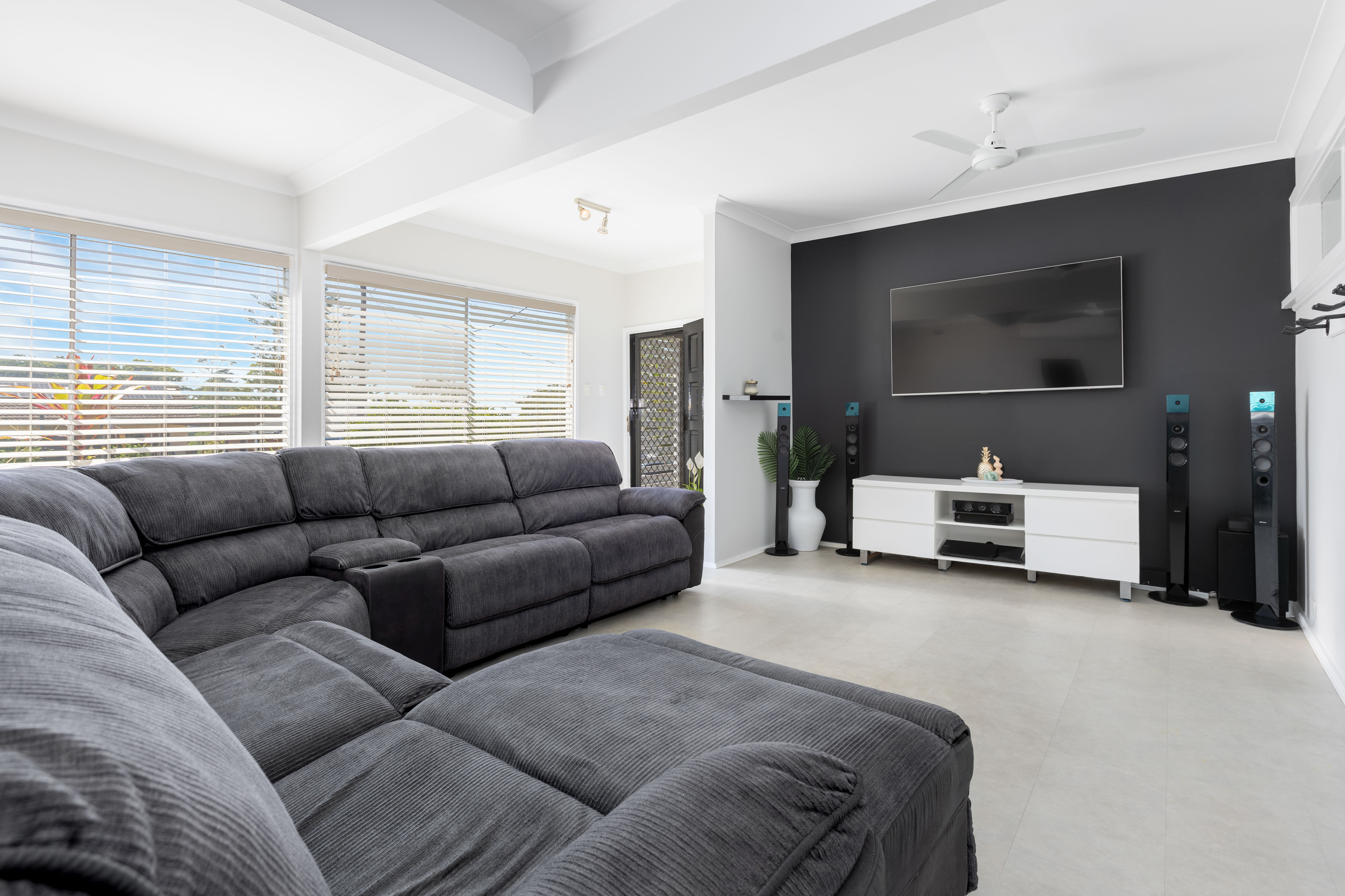 5-bedroom house at 3 WEEMALA STREET, Belmont North NSW 2280, Lake Macquarie, New South Wales
