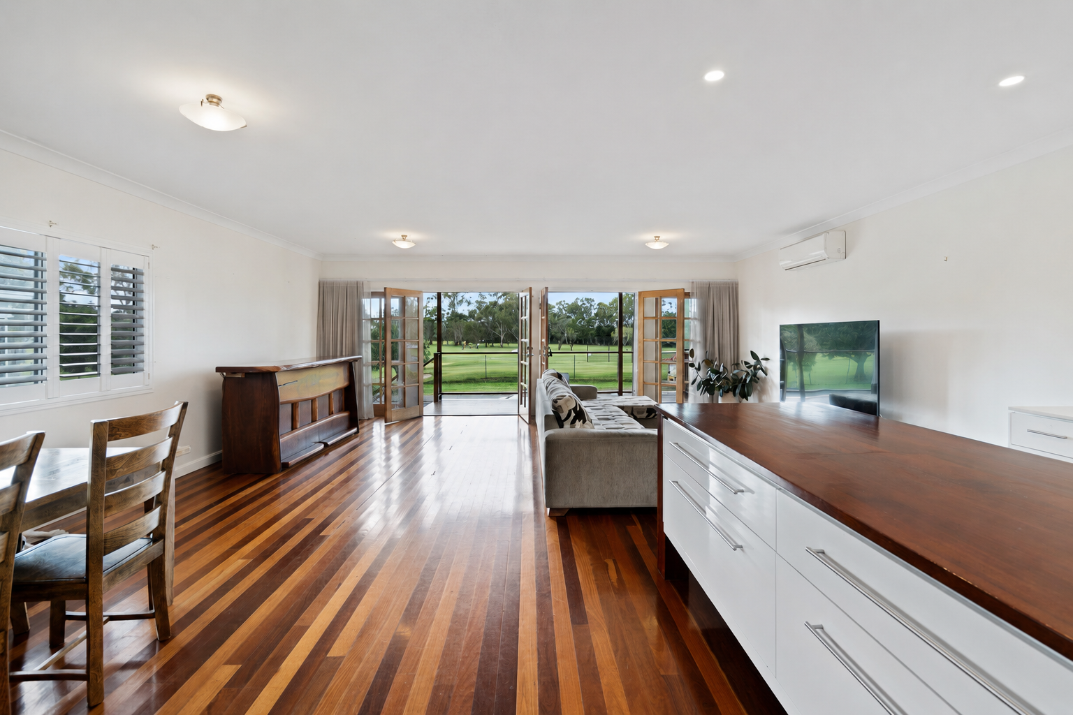 12 Chandos Street, Wynnum West, QLD 4178 - Image 5