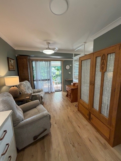 1-bedroom unit at 13/15 Carmichael Court, Wynnum West, Qld, 4178, Brisbane, Queensland