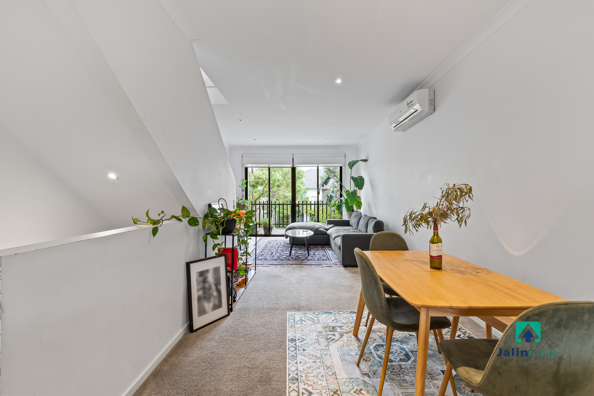 25 ULMARA PARKWAY, Maidstone VIC 3012 - Image 4
