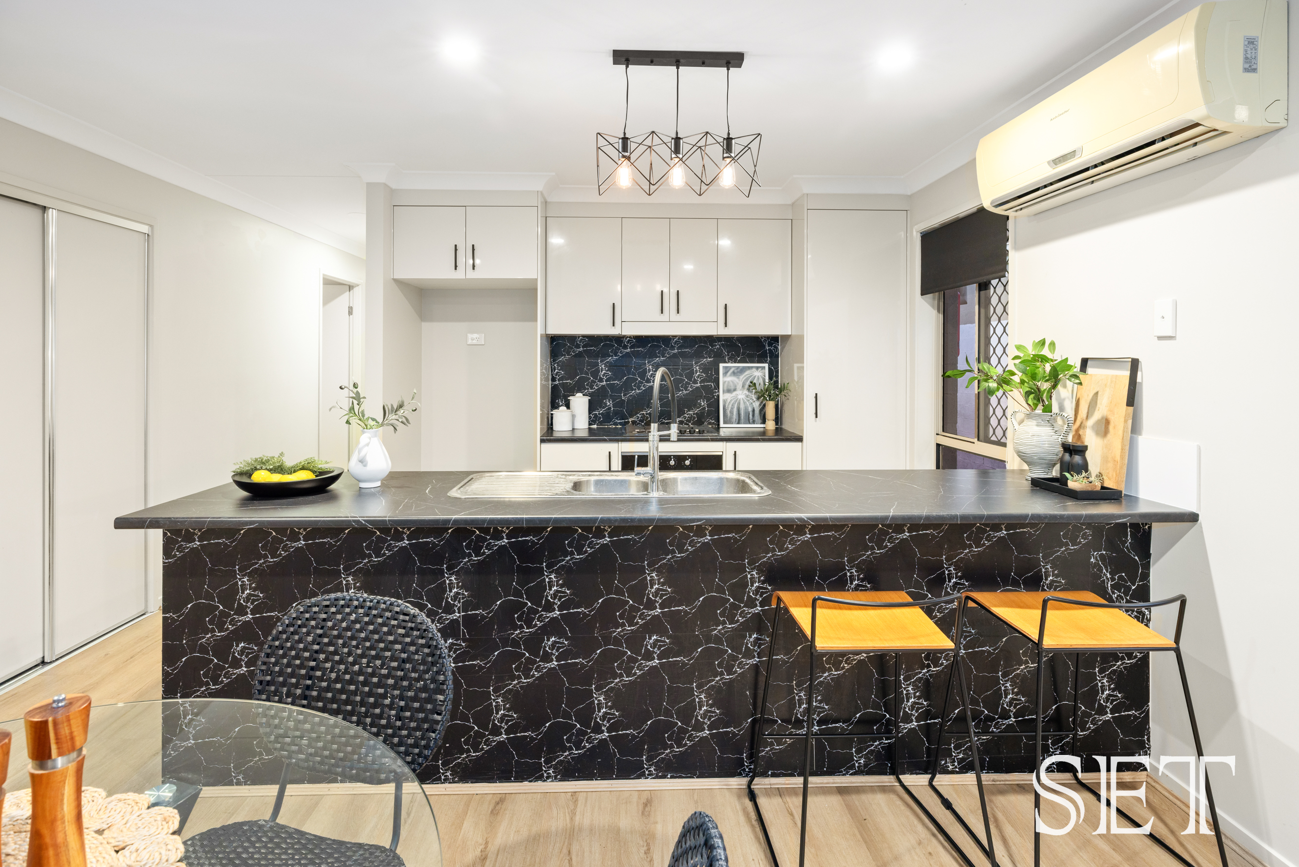 15 SHIMAO CRESCENT, North Lakes QLD 4509 - Image 7