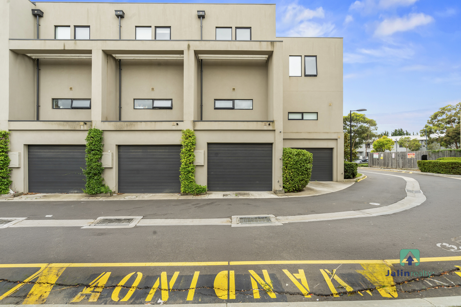 25 ULMARA PARKWAY, Maidstone VIC 3012 - Image 10