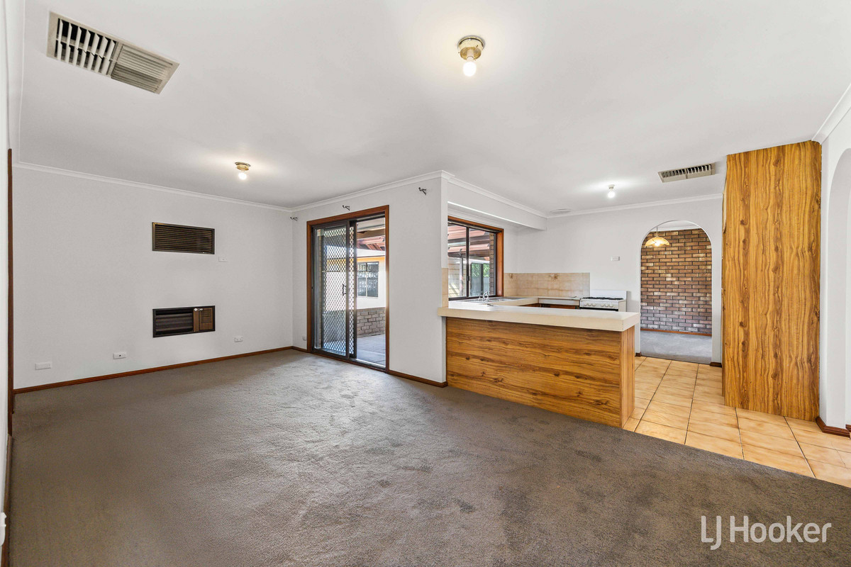 59 Tareena Street, Craigmore, SA 5114 - Image 10