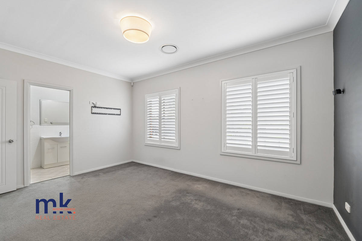 5-bedroom house at 3 Hogan Place, Mount Annan, NSW 2567, Camden, New South Wales