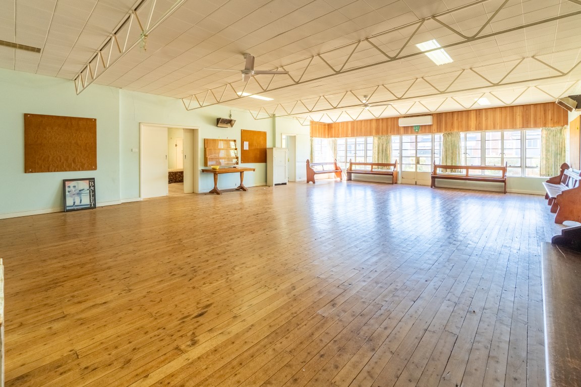 99 Deboos Street, Temora, Nsw, 2666 - Image 9