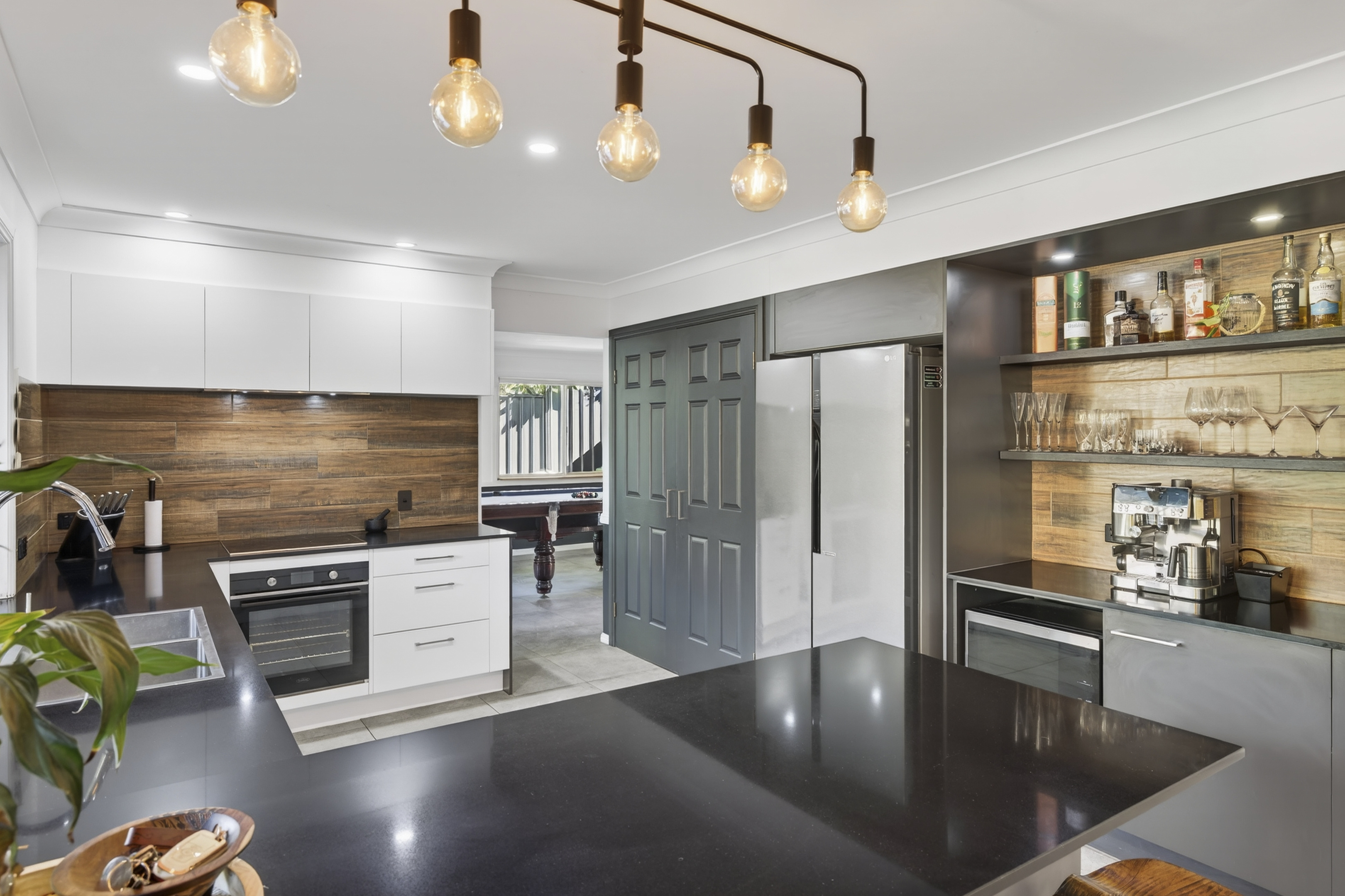 5-bedroom house at 17 Paranka Drive North, Cleveland, Qld, 4163, Redland, Queensland