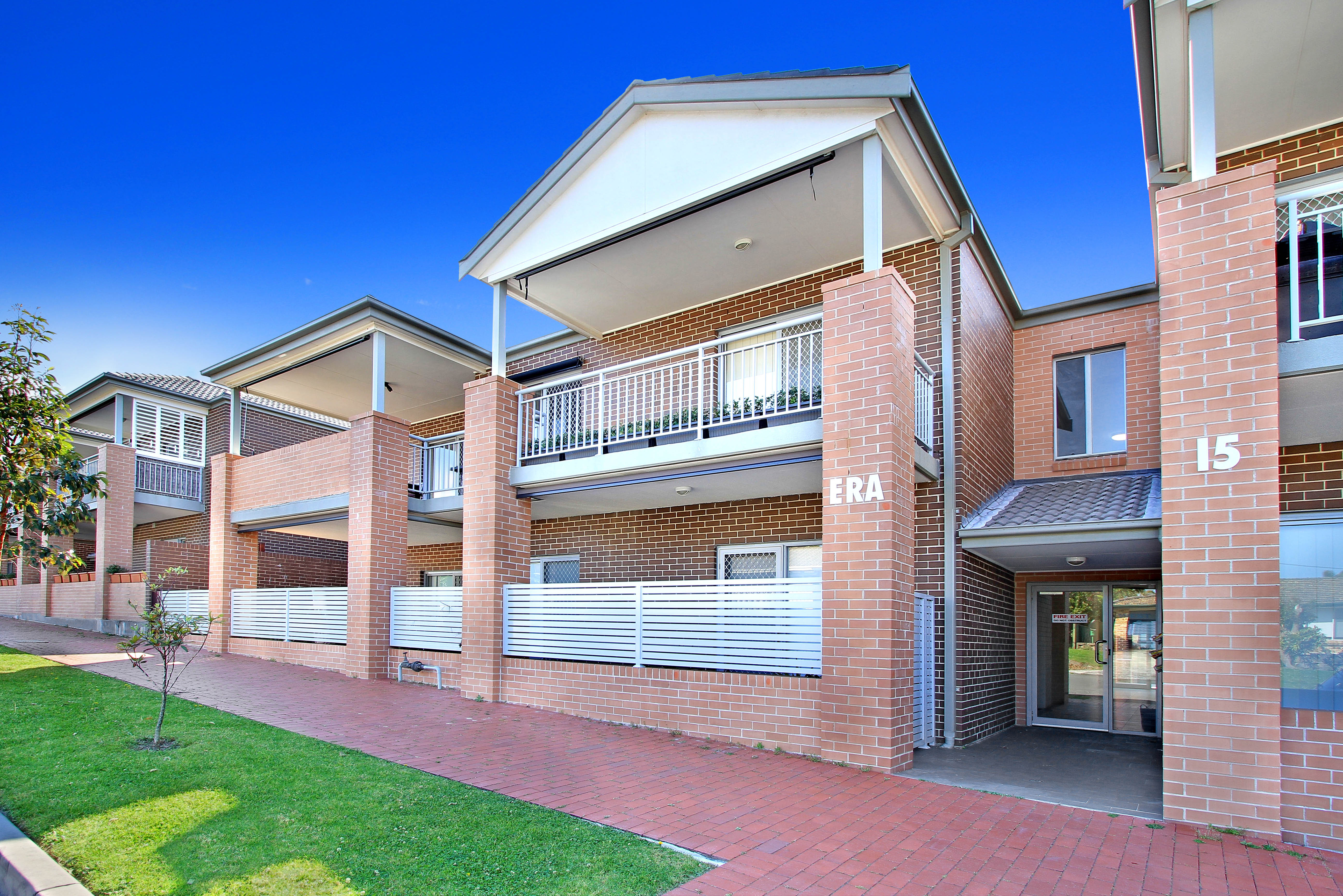 3-bedroom unit at 14/15 Stuart Street, Helensburgh, NSW 2508, Wollongong, New South Wales