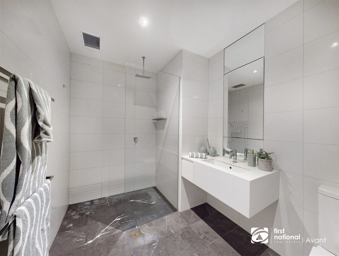4-bedroom unit at 11 AUGUSTA AVENUE, Docklands VIC 3008, Melbourne, Victoria
