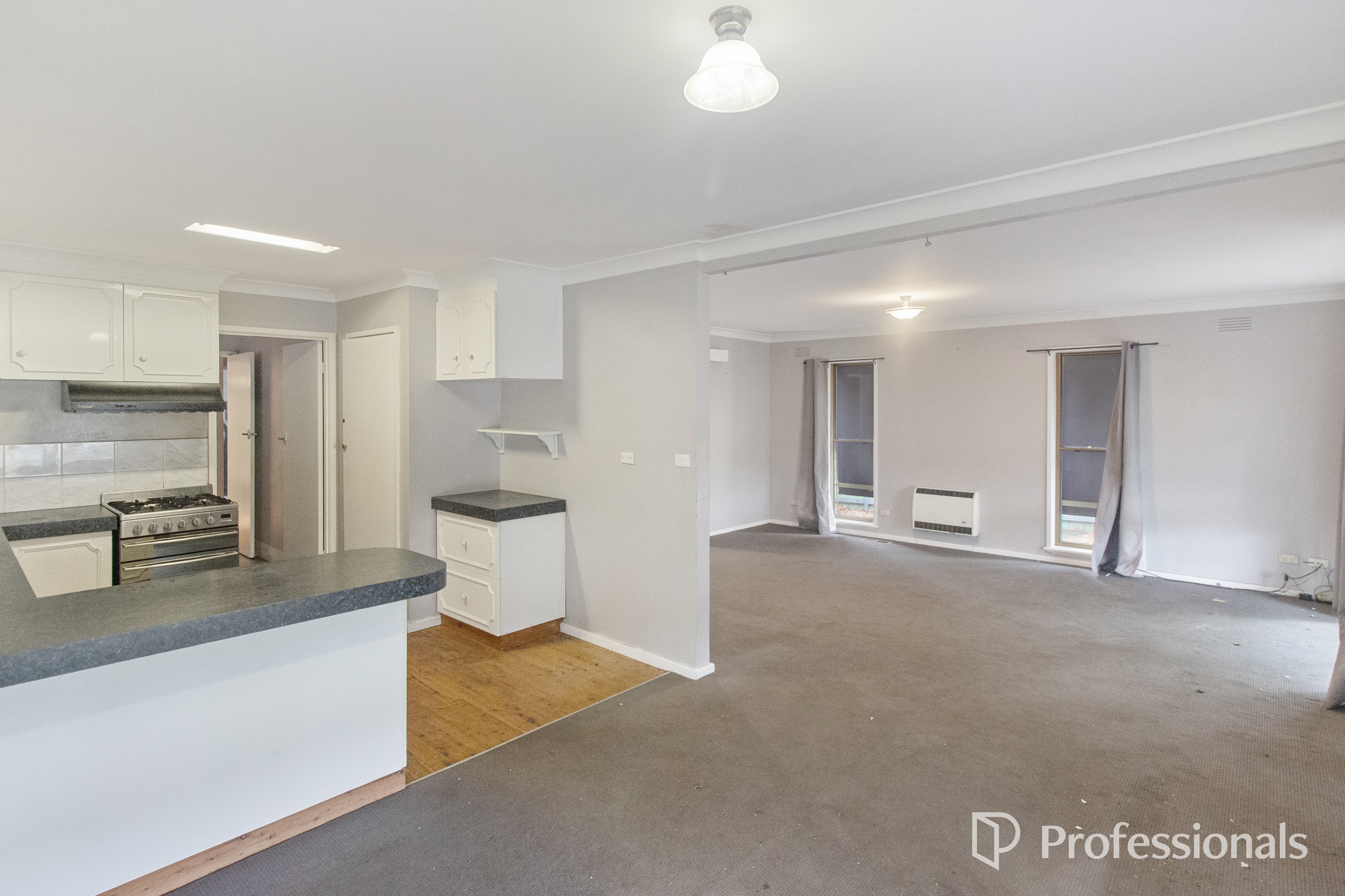 284 BOURKE STREET, Tolland NSW 2650 - Image 3