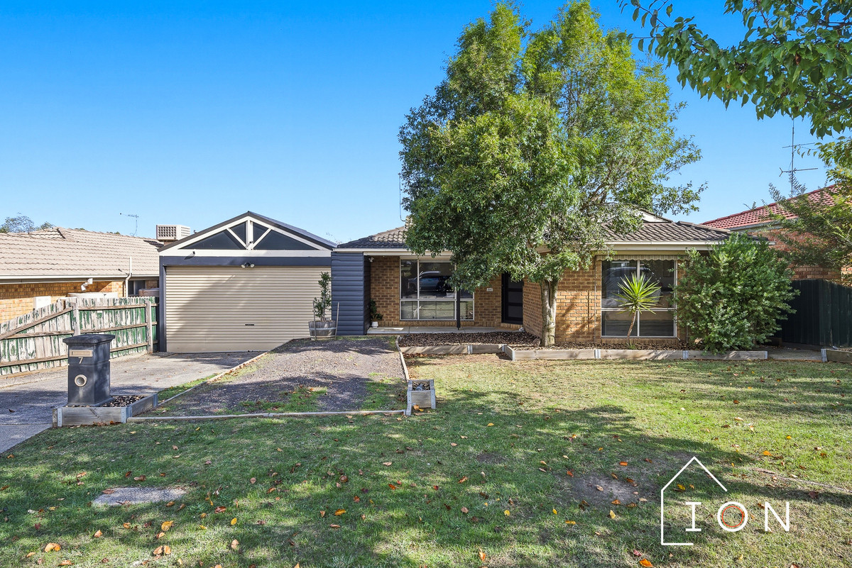 7 SNEDDON DRIVE, Narre Warren South VIC 3805 - Image 1