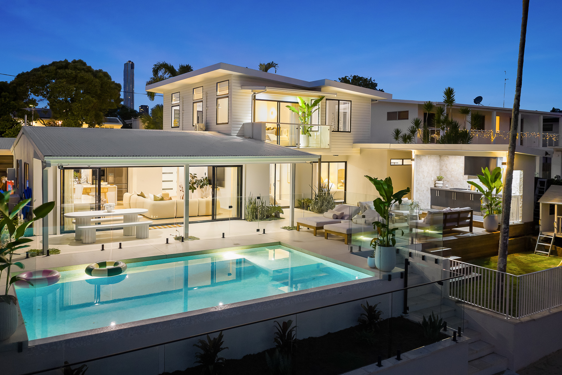 19 Key West, Broadbeach Waters, QLD 4218 - Image 1