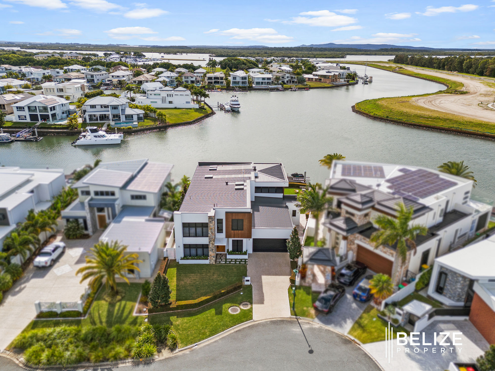 50 POINCIANA PLACE, Jacobs Well QLD 4208 - Image 9