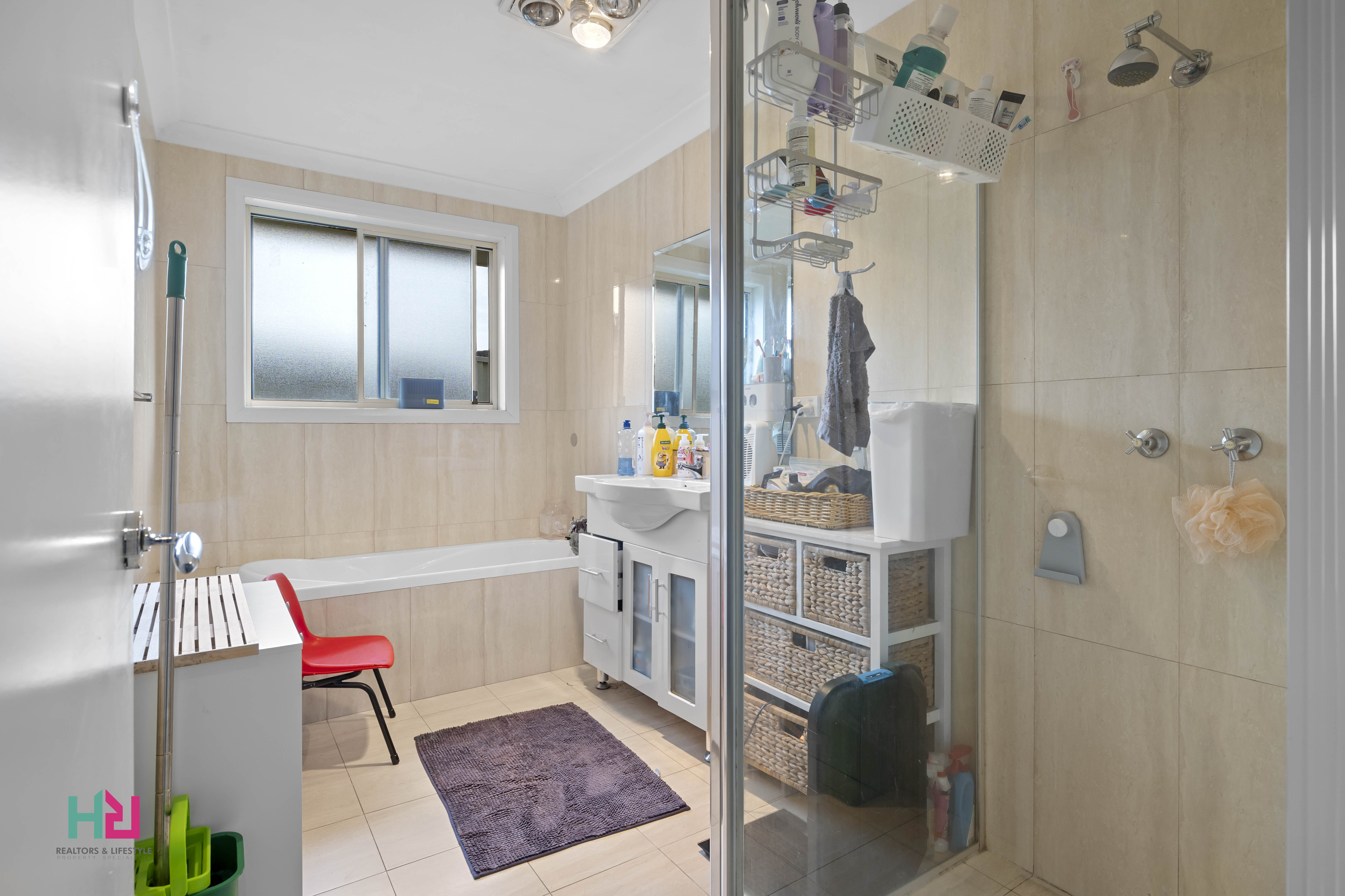 6-bedroom house at 1 & 1A Pirena Place, Lithgow, Nsw, 2790, Lithgow, New South Wales