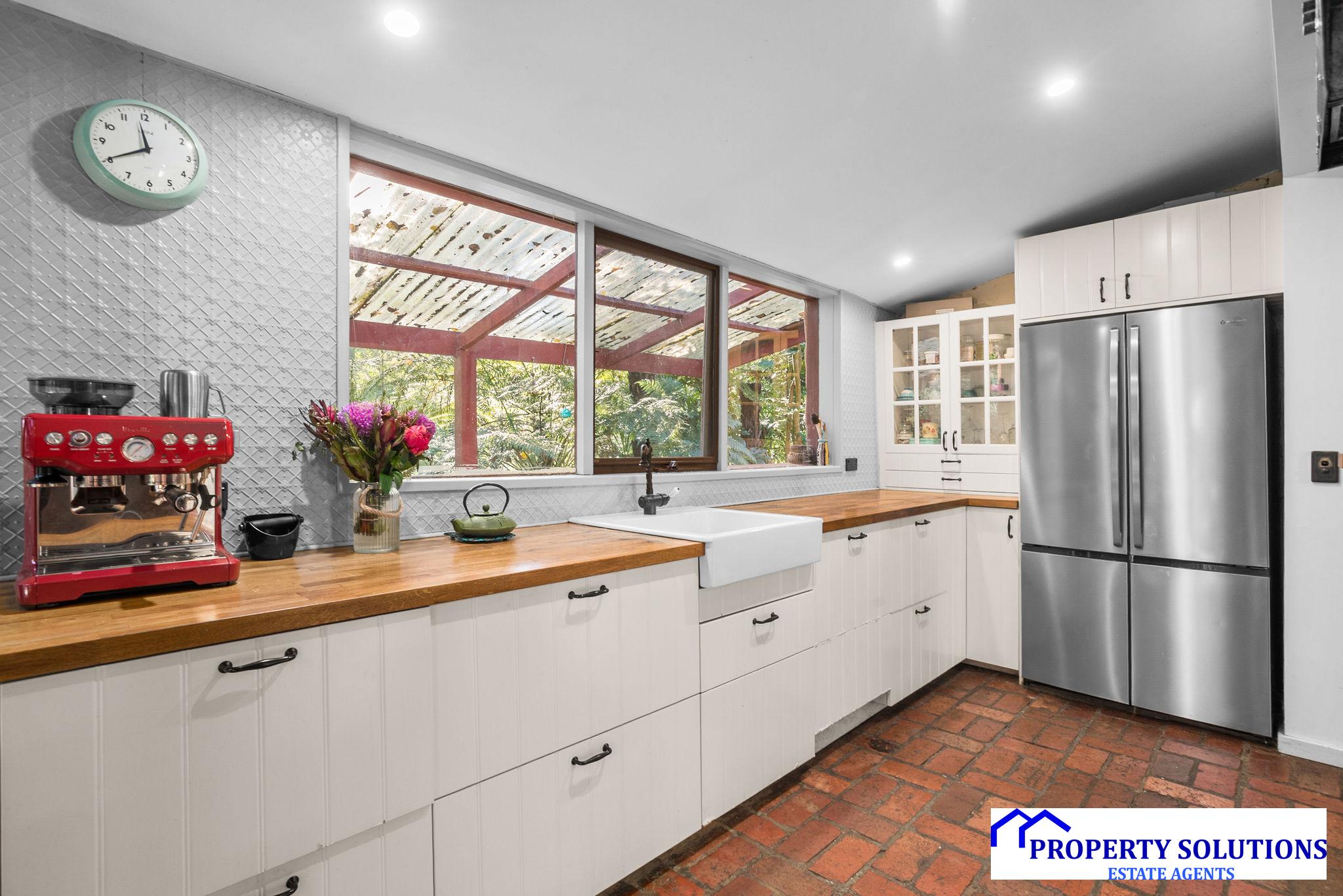 3-bedroom house at 3 Hillcrest Court, Cockatoo, VIC 3781, Cardinia, Victoria