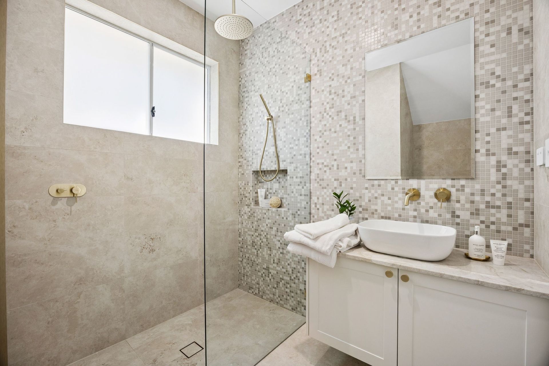 5-bedroom unit at 8 META STREET, Ryde NSW 2112, Ryde, New South Wales