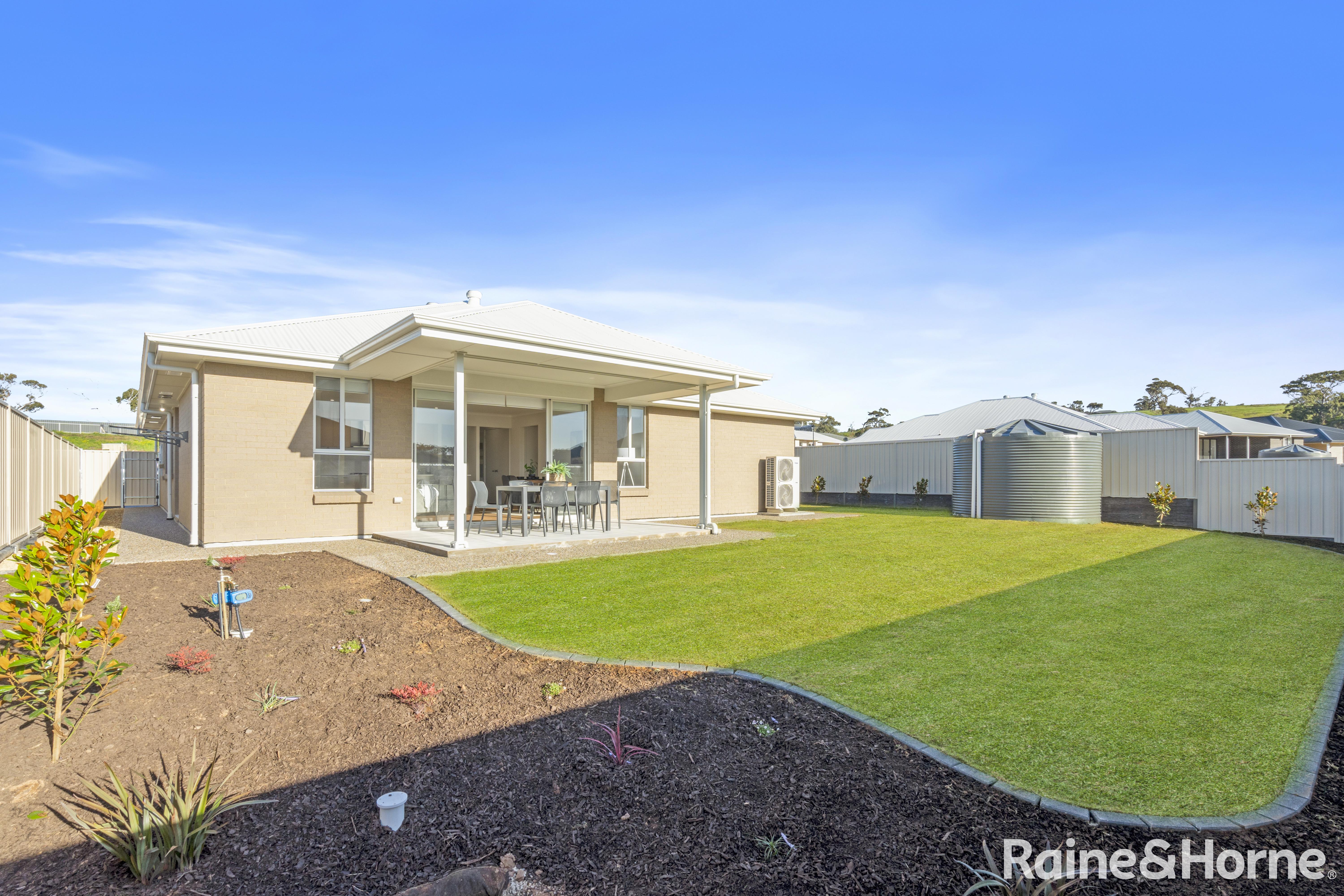 4-bedroom house at 8 Badcoe Crescent, Strathalbyn, SA 5255, Alexandrina, South Australia