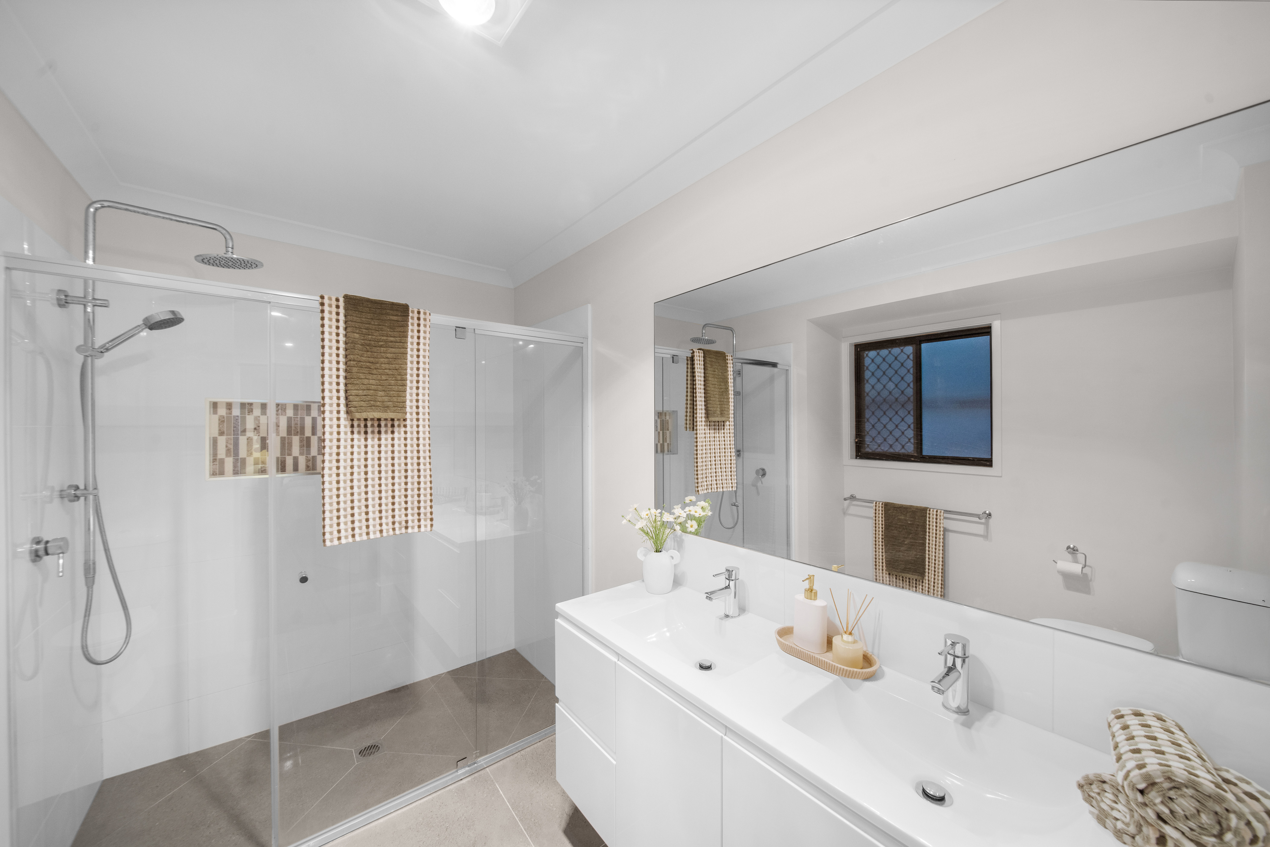 19 Broxburn Circuit, Spring Mountain, Qld, 4300 - Image 10