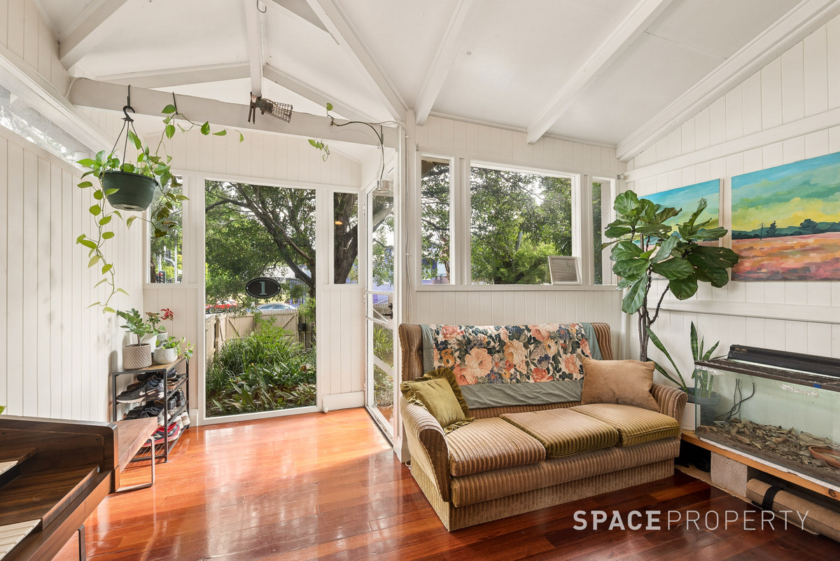 1 FERNBERG ROAD, Paddington QLD 4064 - Image 2