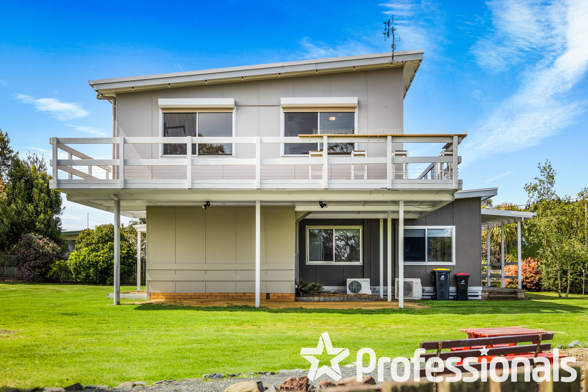 2-bedroom house at 5 Newhaven Crescent, Mcloughlins Beach, VIC 3874, Wellington, Victoria