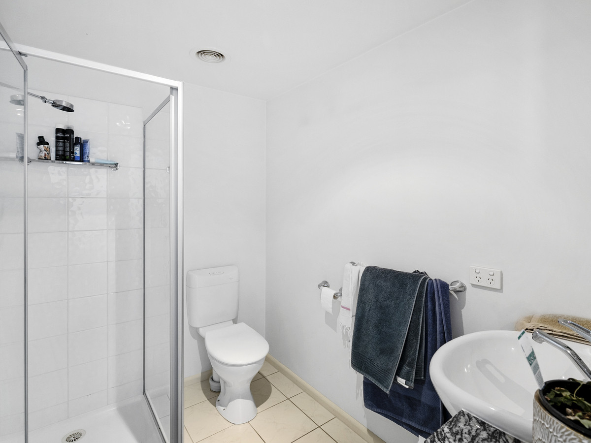 3-bedroom unit at 9 1 CRESWELLS ROW, HOBART TAS 7000, Hobart, Tasmania