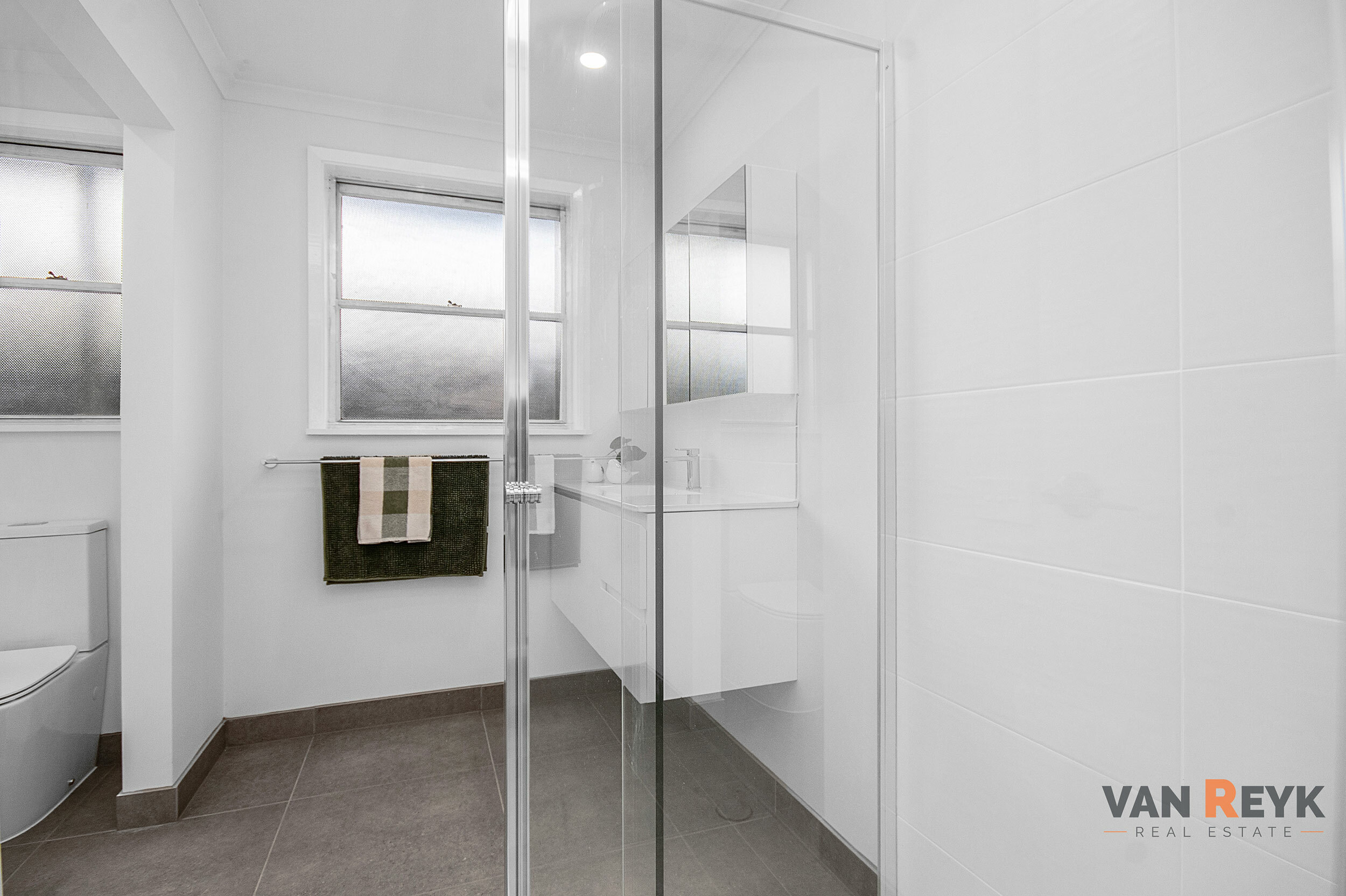 46 Cameron Crescent, East Bairnsdale, VIC 3875 - Image 10