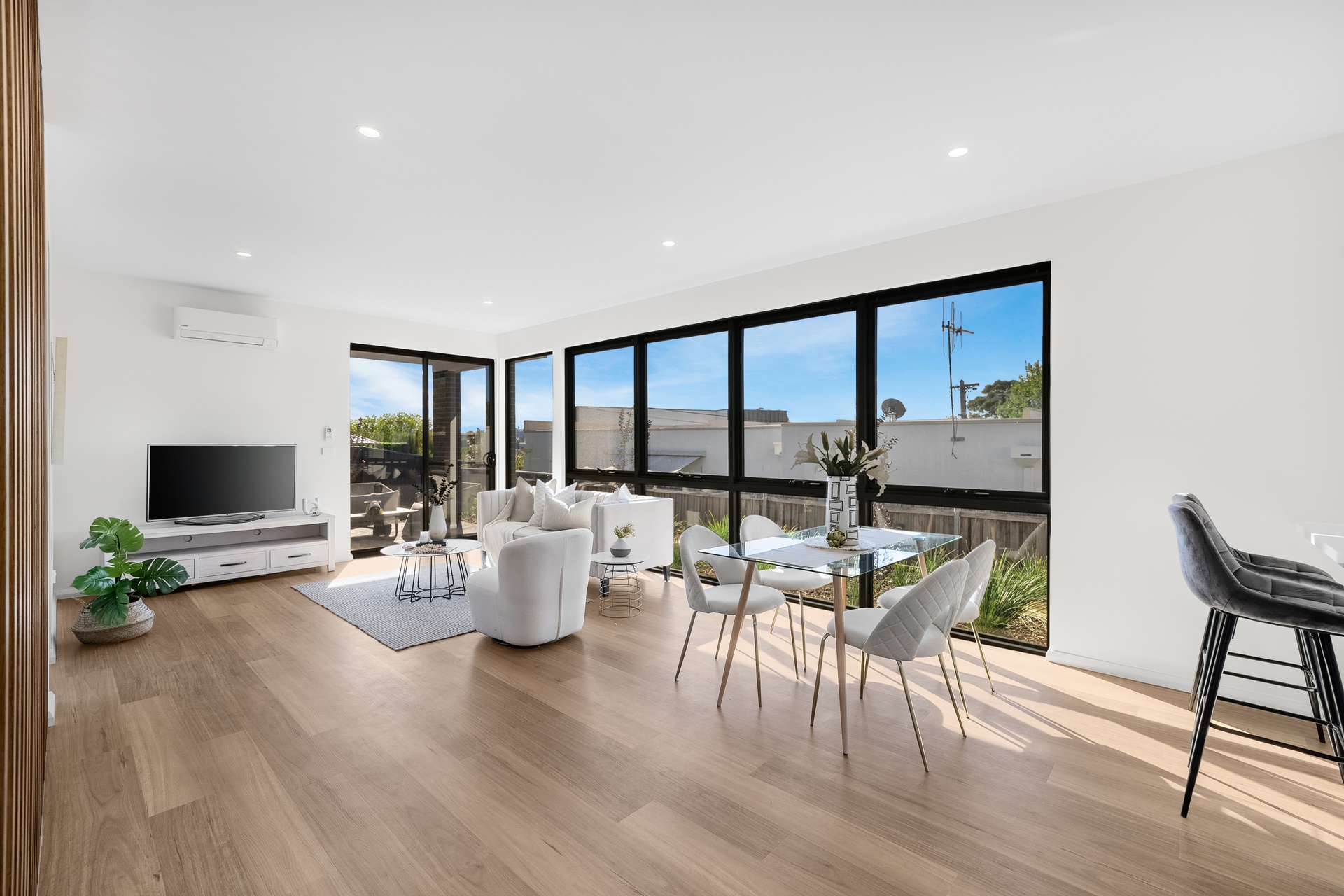 3-bedroom unit at 3/8 Aurora Close, Mawson, ACT 2607, Unincorporated Act, Australian Capital Territory