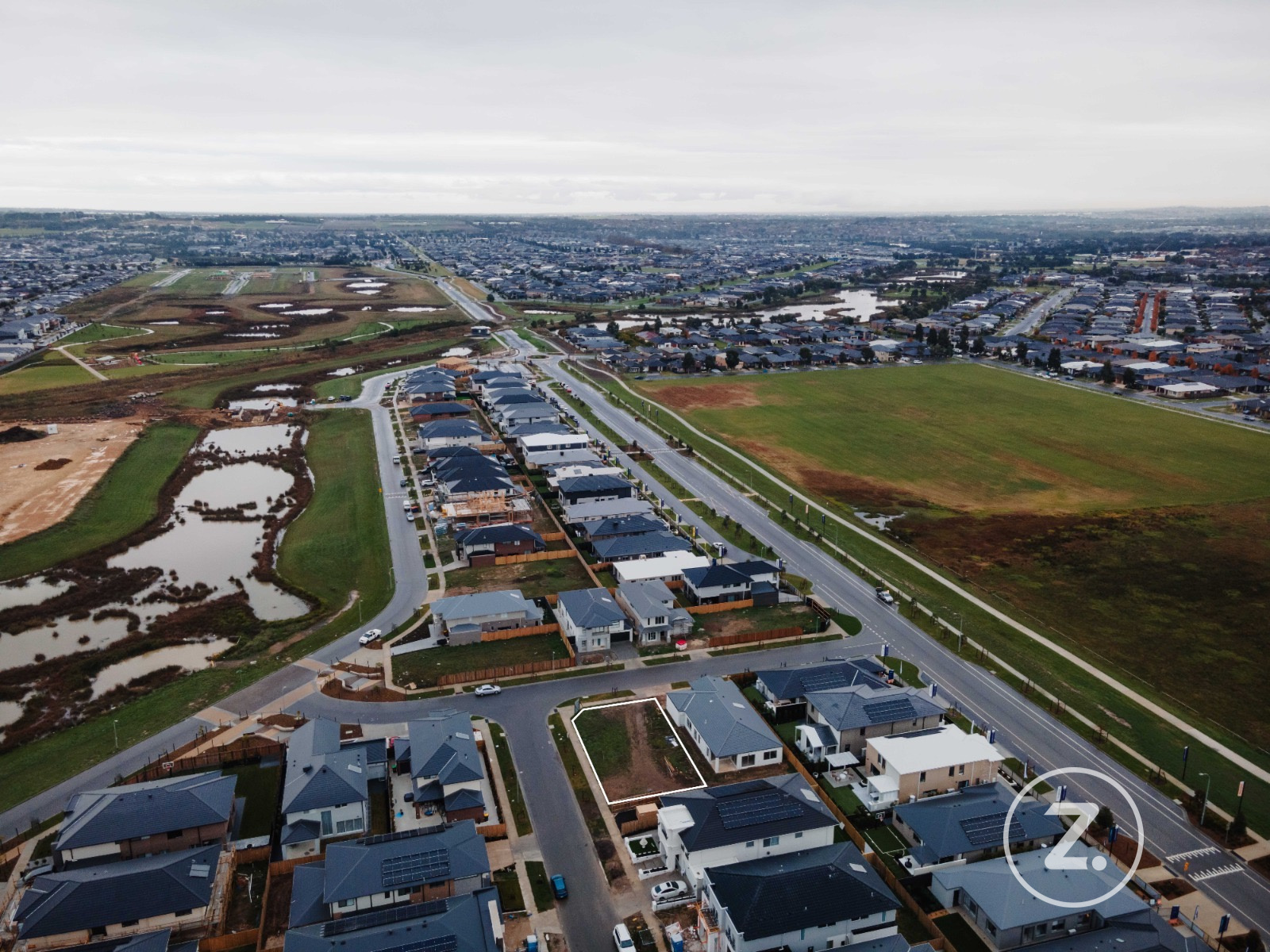 5 Longfin Street, Clyde North, VIC 3978 - Image 1