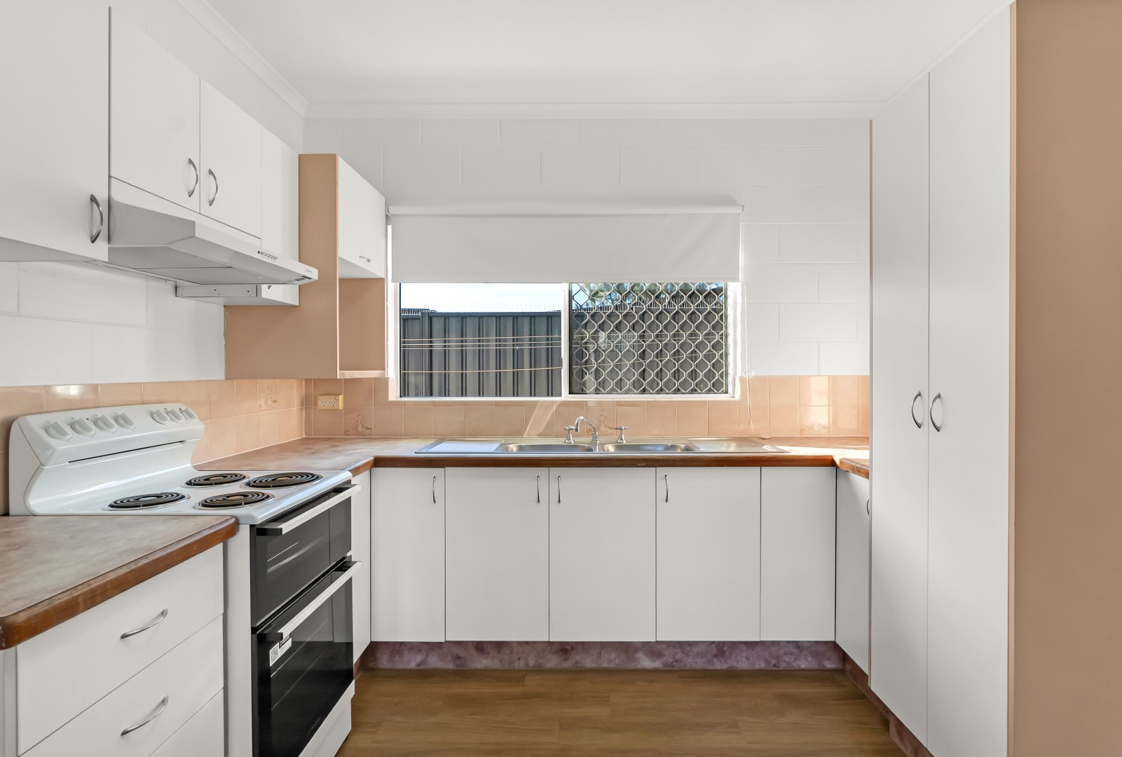 4-bedroom unit at 30 LEEUWIN CRESCENT, Bentley Park QLD 4869, Cairns, Queensland