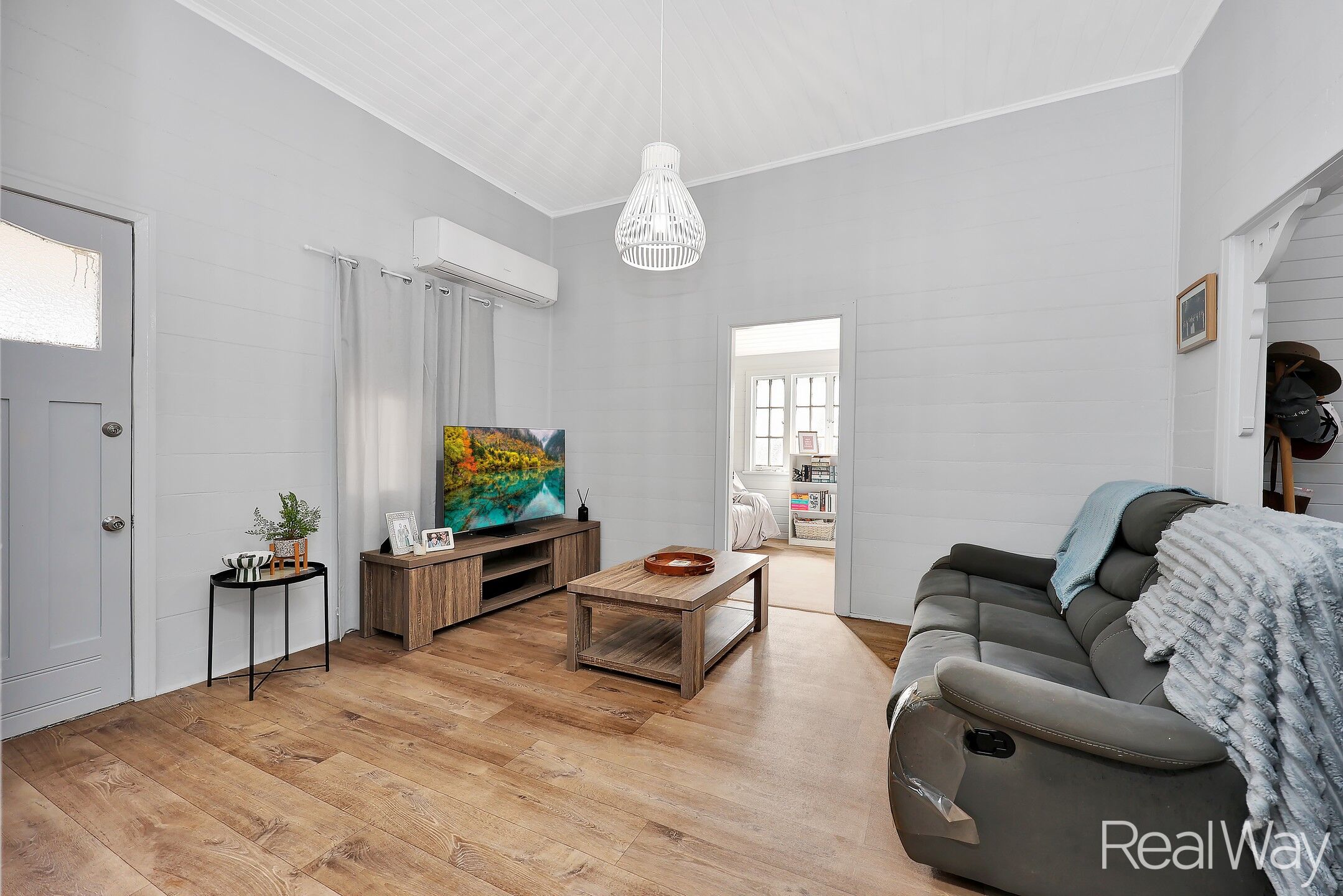 8 BEATRICE STREET, Walkervale QLD 4670 - Image 8