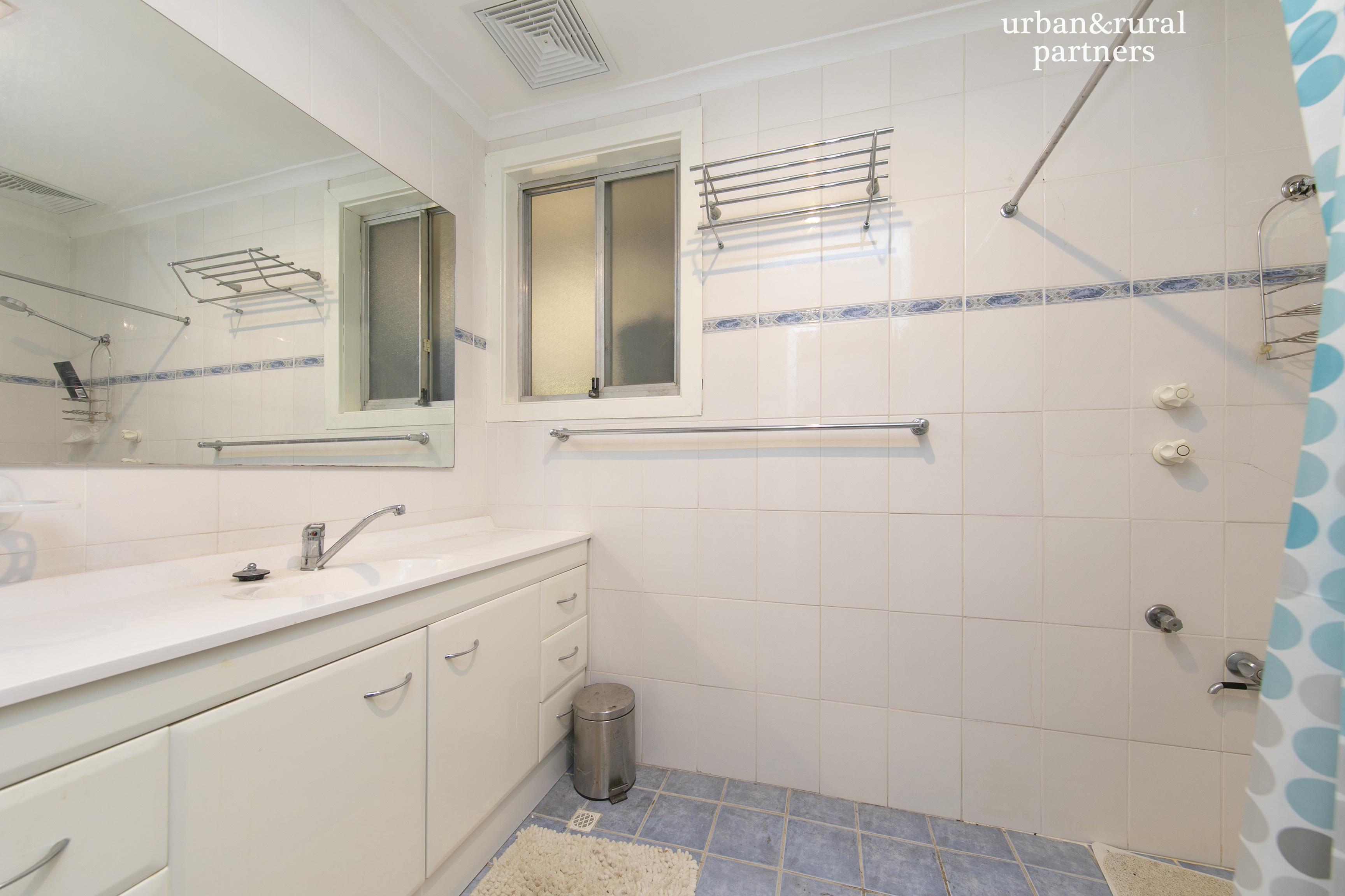 4-bedroom house at 17 GOUGE STREET, Morgan SA 5320, Mid Murray, South Australia