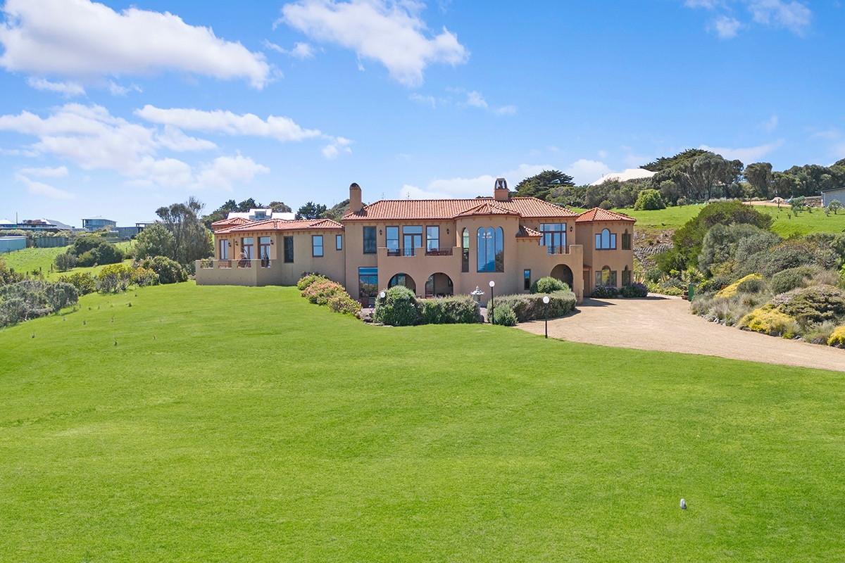 5-bedroom house at 22 Logans Beach Road, Warrnambool, VIC 3280, Warrnambool, Victoria